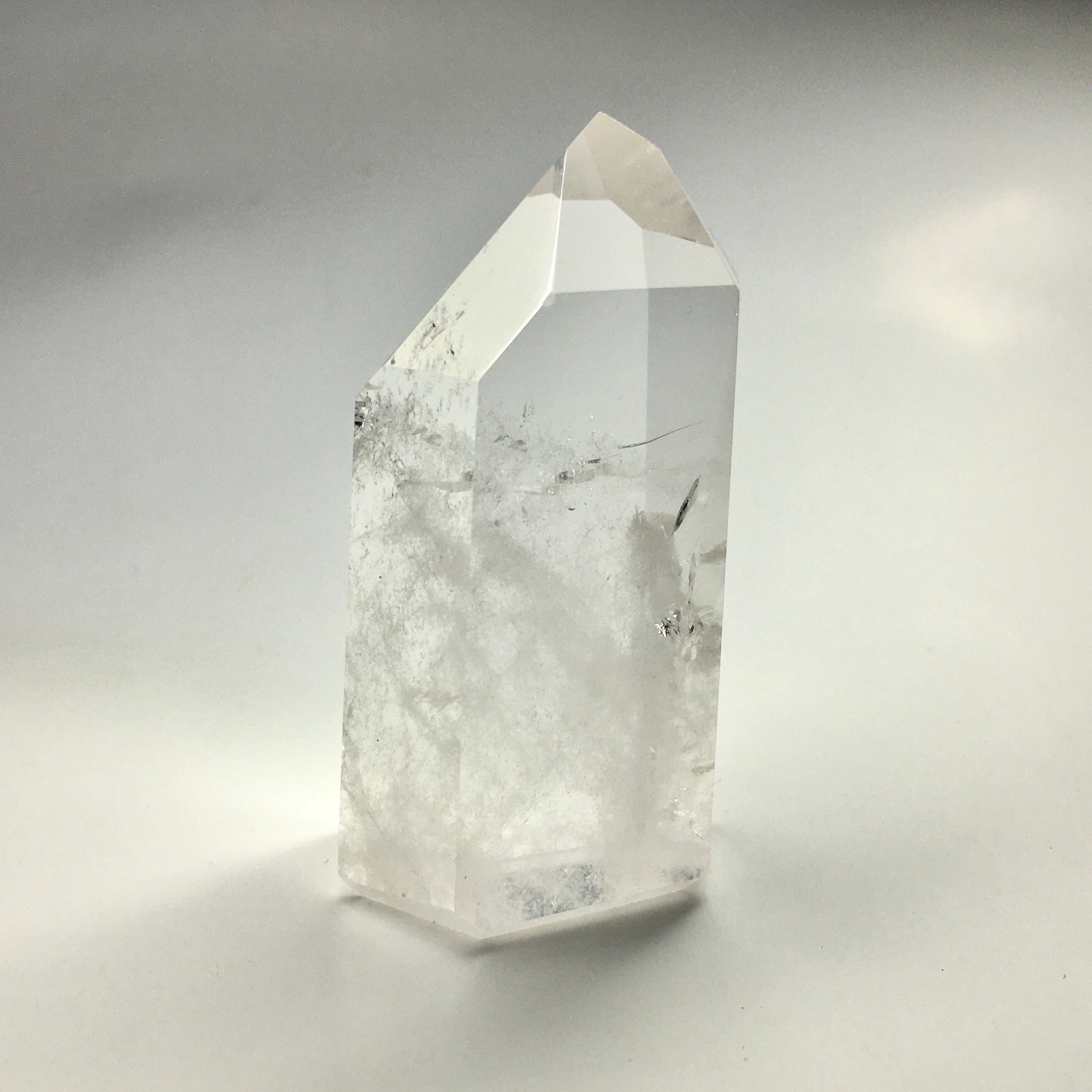 Natural Clear Quartz Crystal Tower - Healing Stone for Meditation, Reiki, and Energy Work - Perfect for Home Decor, Office Feng Shui, and Spiritual Gifts
