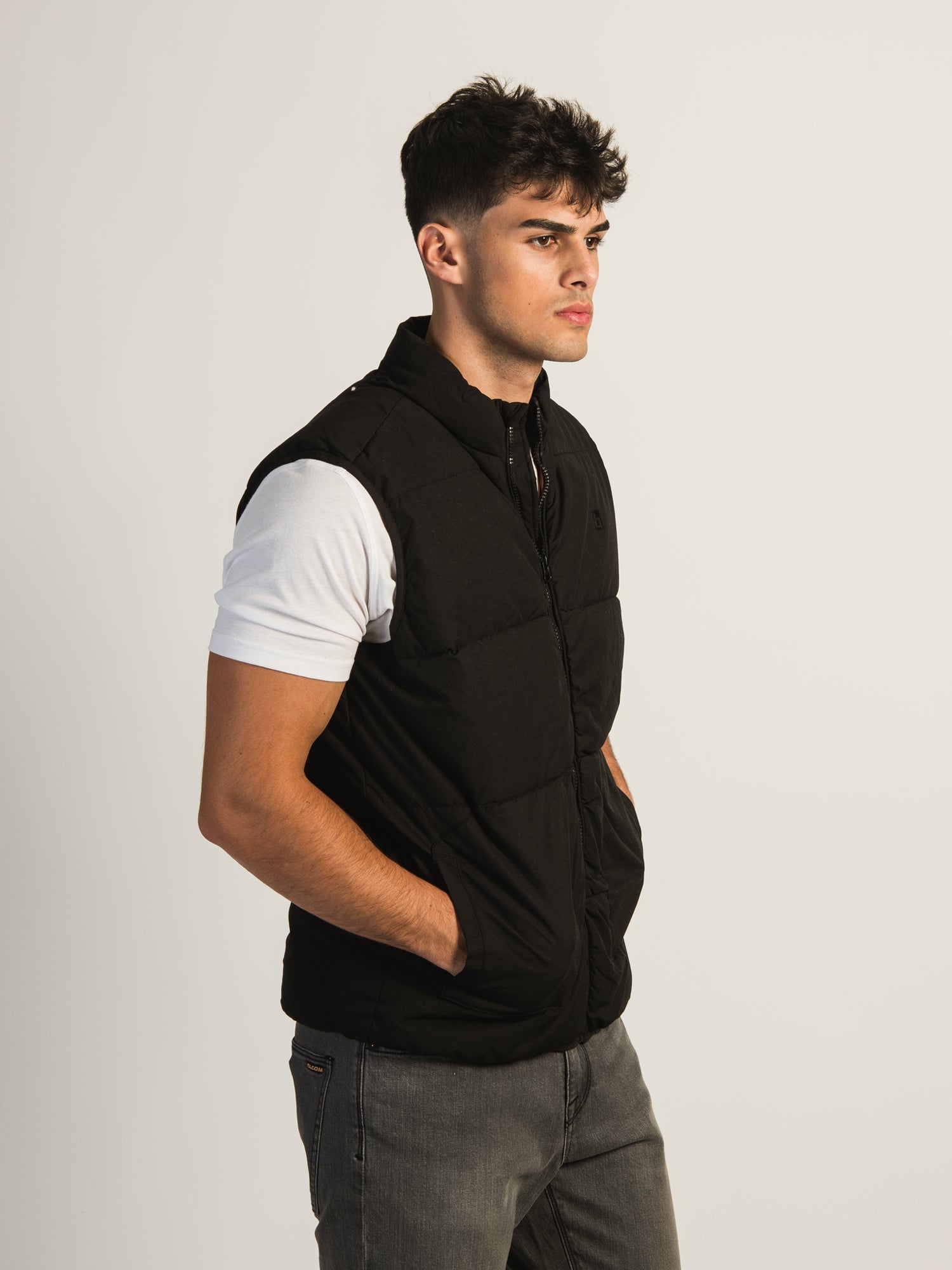 BLEND PUFFER VEST for Men & Women - Lightweight Quilted Down Jacket, Water-Resistant Winter Coat (Black) - Perfect for Outdoor Activities, Hiking, and Cold Weather Fashion