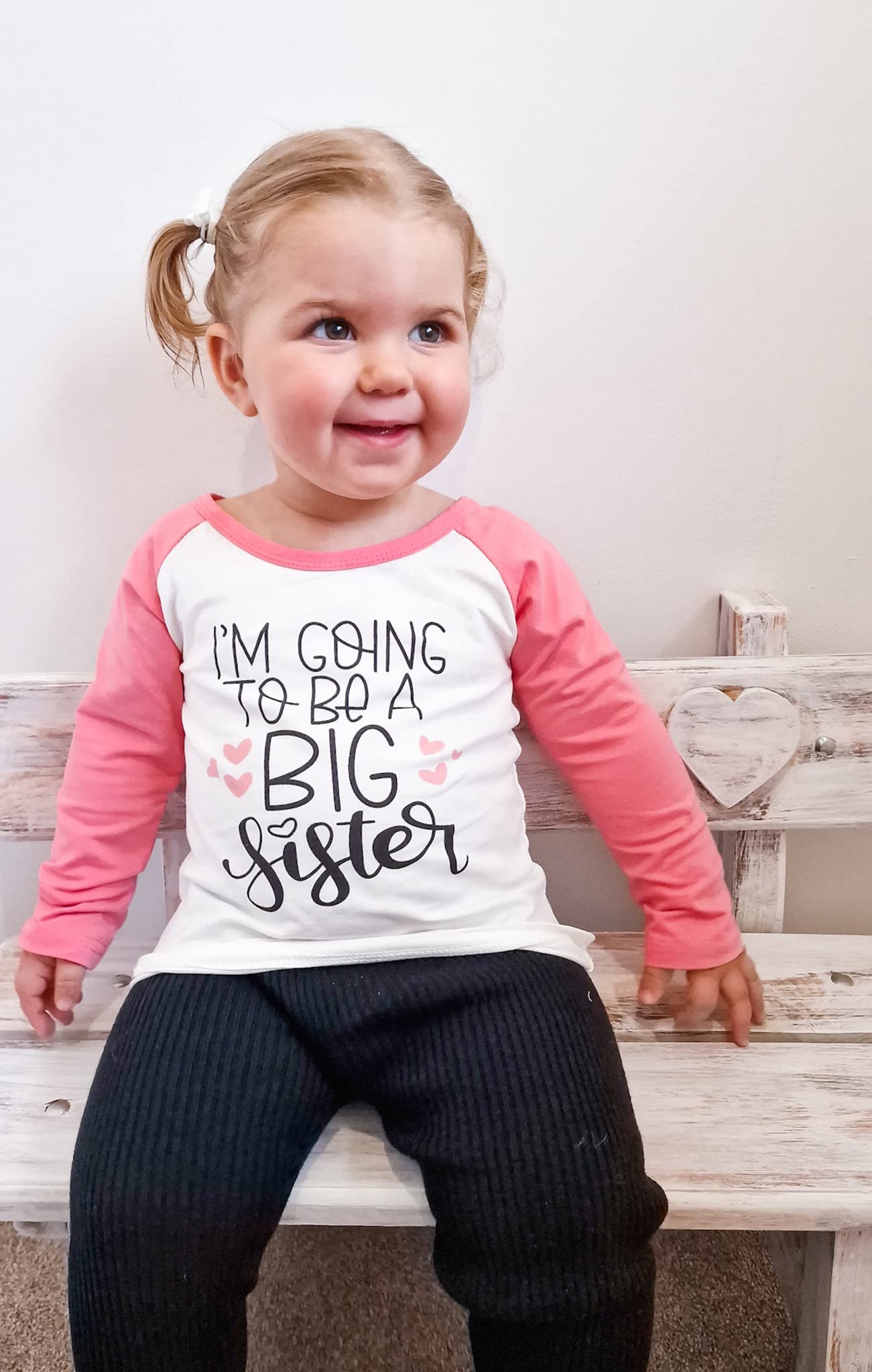 PythJooh Big Sister Announcement T-Shirt for Toddler Girls - Soft Cotton Long & Short Sleeve Tops (Ages 2-7) - Perfect Sibling Reveal Gift for Pregnancy Announcements & Family Celebrations