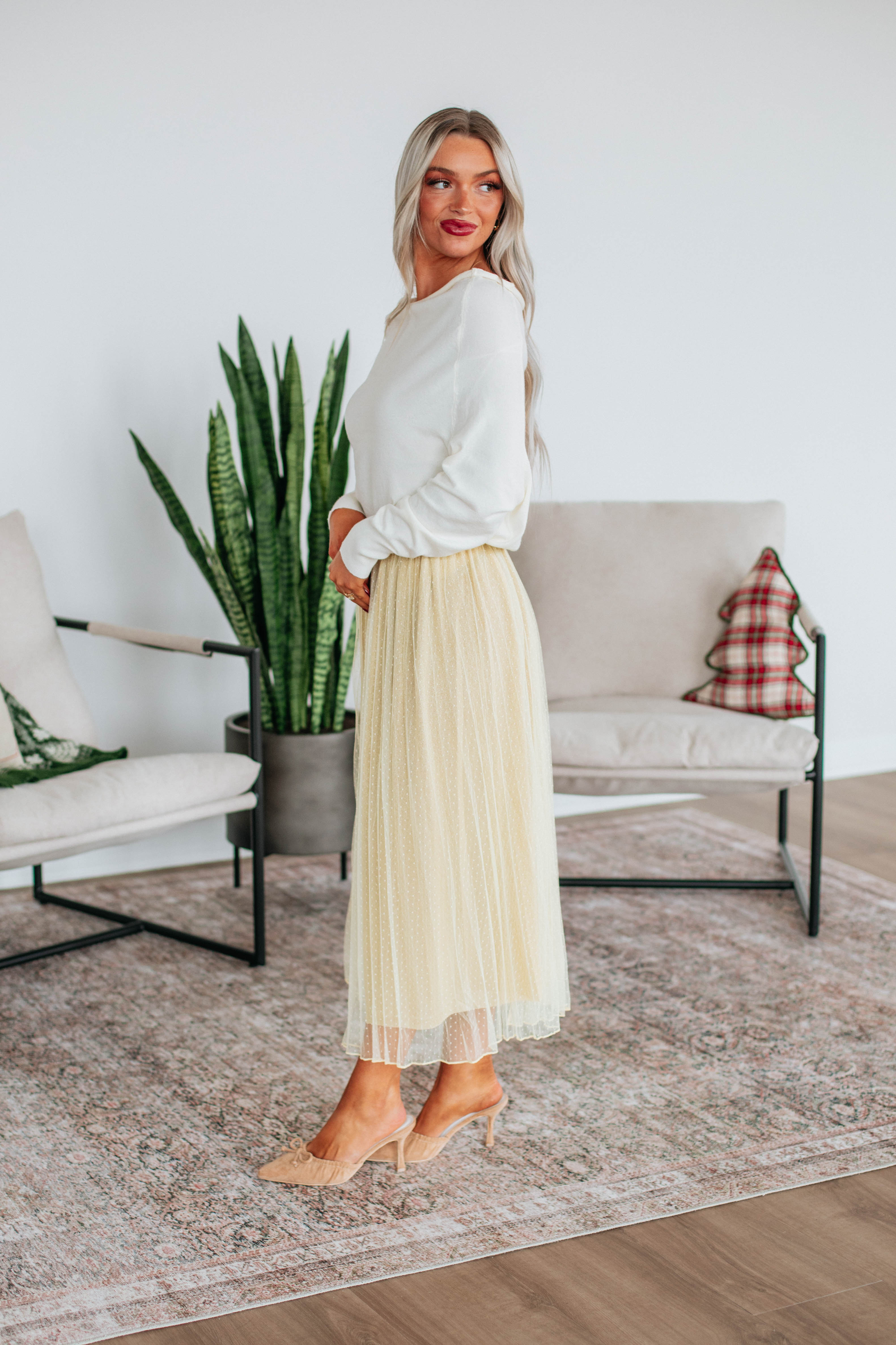 Holidazzle Midi Skirt for Women - Flowy A-Line Pleated Skirt with Pockets, Perfect for Office, Party & Date Night Outfits | Available in S-XXL