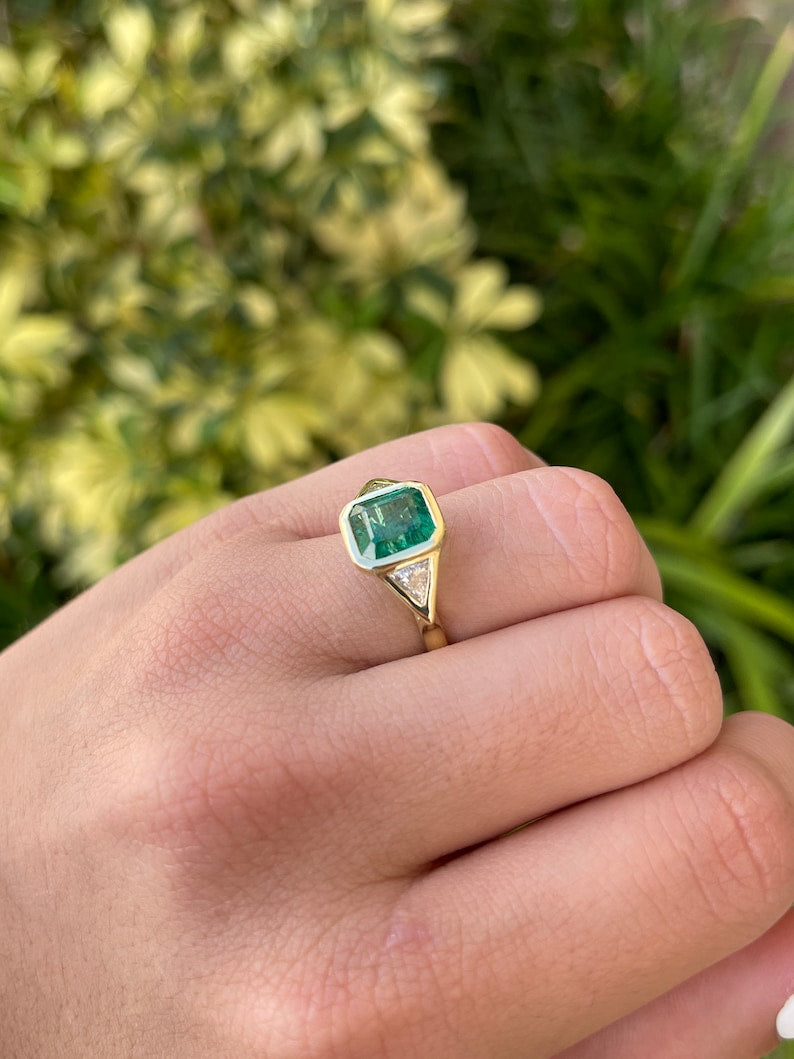 3.66tcw 18K Gold Emerald & Trillion Cut Diamond Ring for Women - Elegant Three Stone Bezel Setting, Perfect for Engagement, Anniversary & Special Occasions