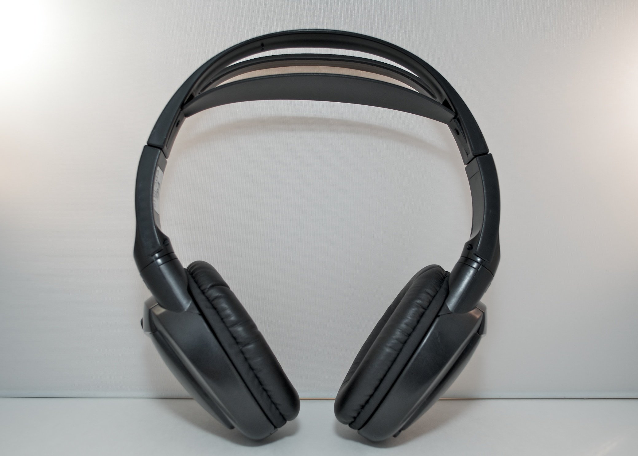 Wireless DVD Headphones for Ford Freestyle - Black Single Headset | Perfect for Road Trips & In-Car Entertainment