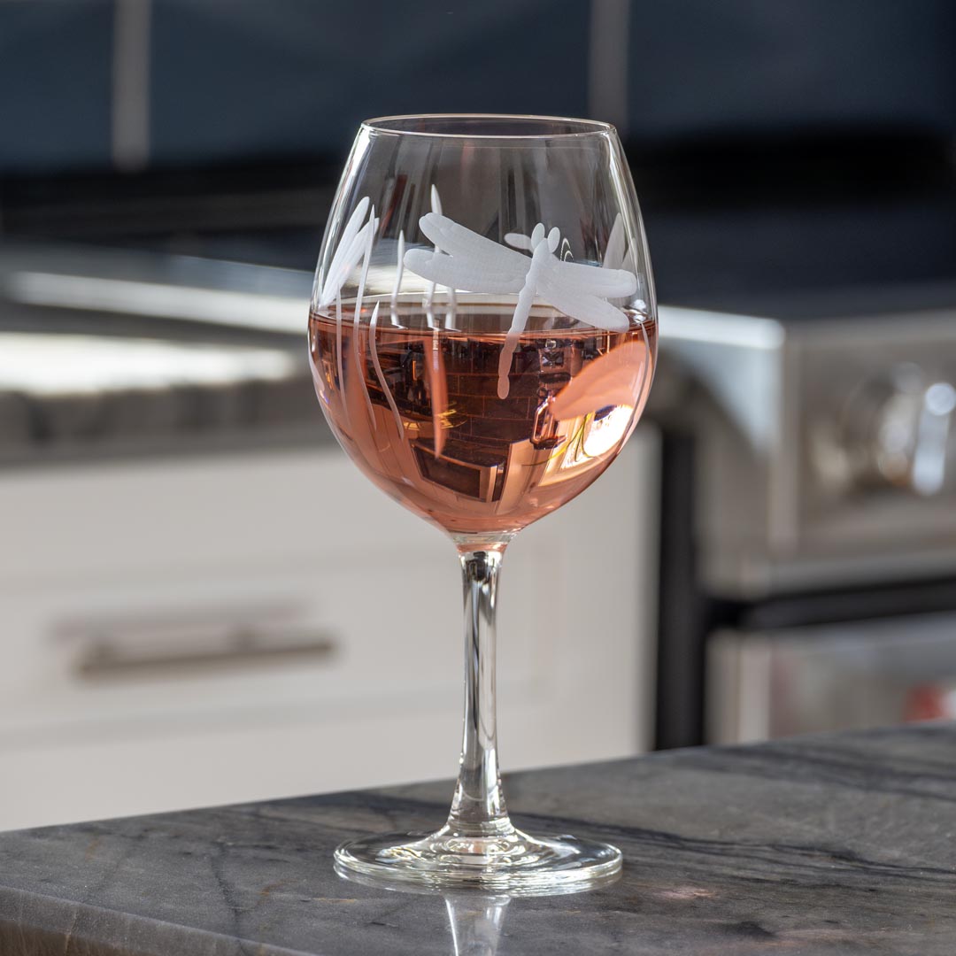 Dragonfly 18oz Balloon Red Wine Glasses Set of 4 - Elegant Stemware for Wine Tasting, Dinner Parties & Home Decor