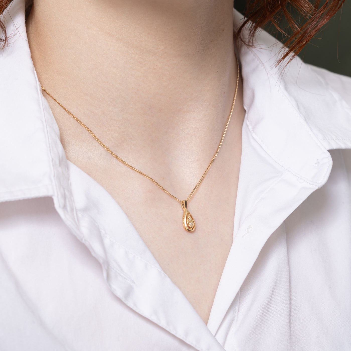 0.03ctw Diamond Pear Shaped Drop Pendant Necklace - Elegant Dangling Jewelry for Women, Perfect for Weddings, Parties & Special Occasions
