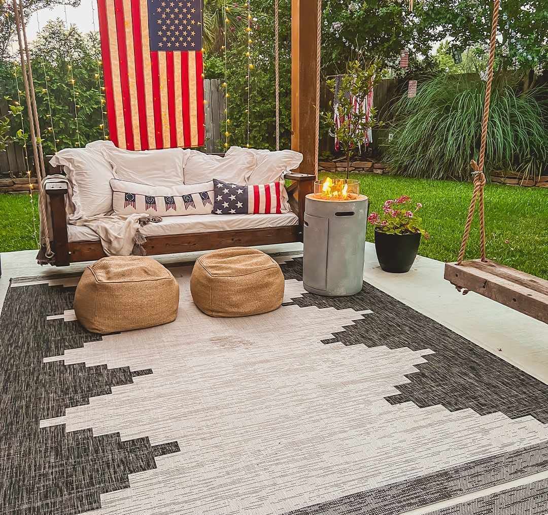 Hauteloom Djugun Waterproof Outdoor Rug - 7'10