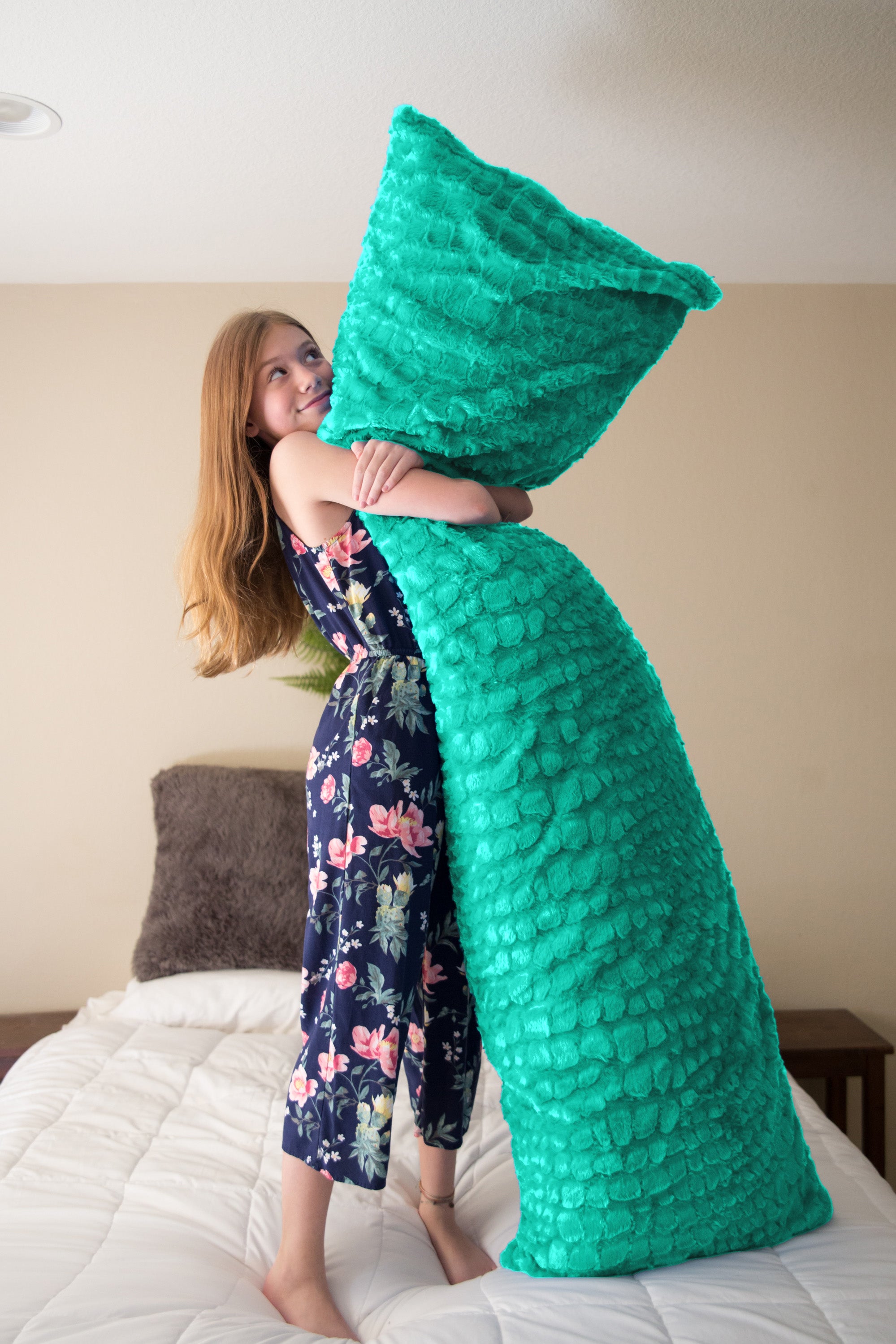 Pillowtex Body Pillow Cover - Soft Plush Faux Fur Case for Adults & Kids | Hypoallergenic & Machine Washable | Perfect for Bed, Sofa, Travel & Relaxation