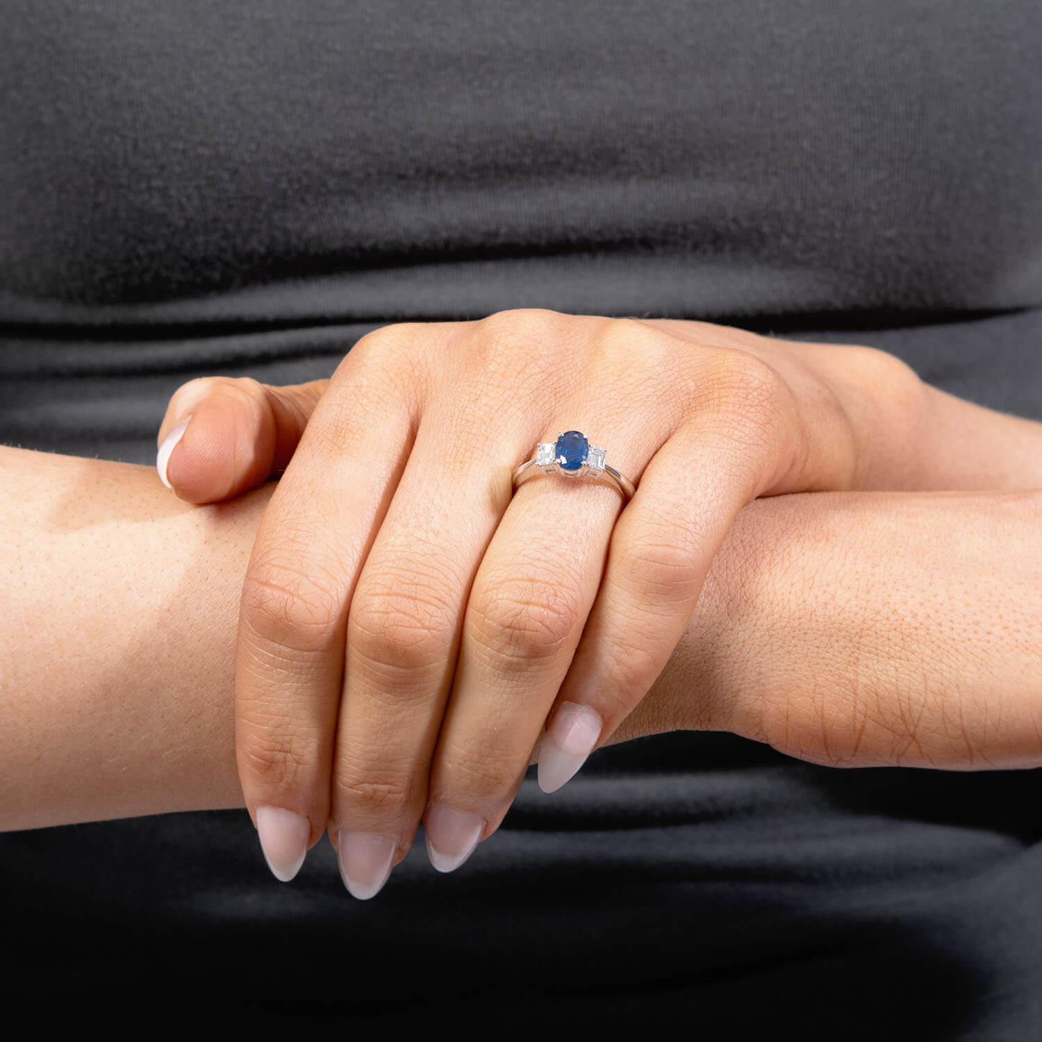18K Gold Sapphire and Diamond Three Stone Ring for Women - Elegant Vintage Style Jewelry for Engagement, Wedding, and Anniversary Gifts