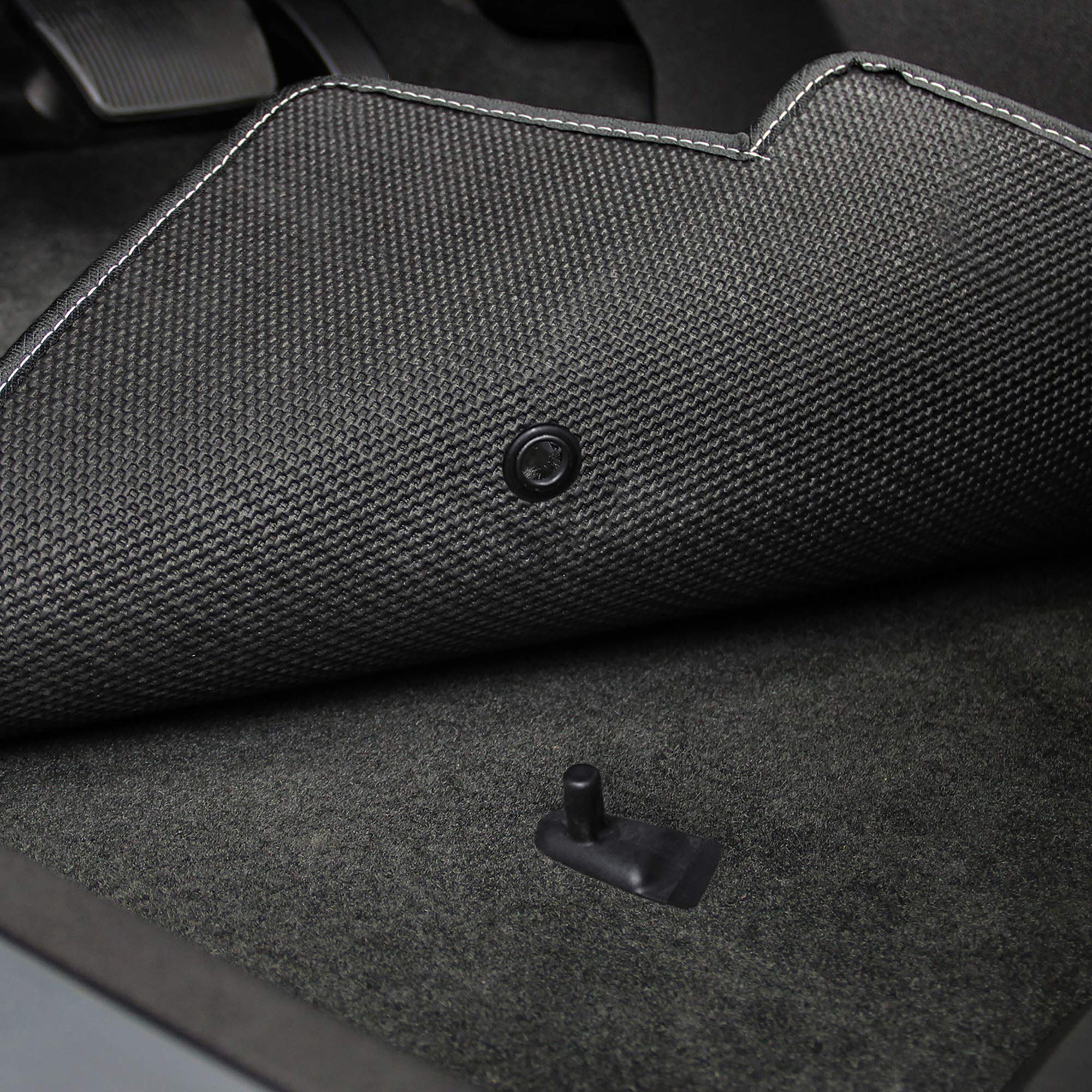 Premium Custom-Fit Carpet Floor Mats for Pontiac GTO 2004-2006 - Black 4-Piece Set (Front & Rear) - Luxury Car Interior Accessories for Enhanced Comfort & Protection - Perfect for Daily Commute, Road Trips & Car Shows