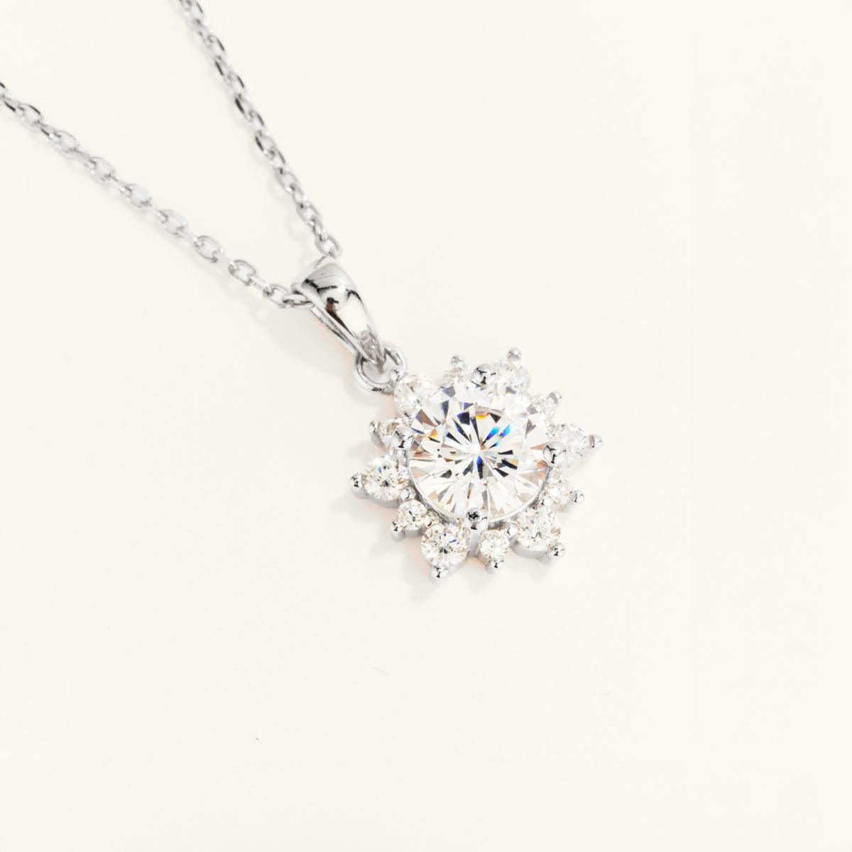 Bright Sunflower Pendant Necklace - 18K Gold Plated Floral Jewelry for Women - Perfect for Summer Outfits, Beach Vacations & Boho Fashion