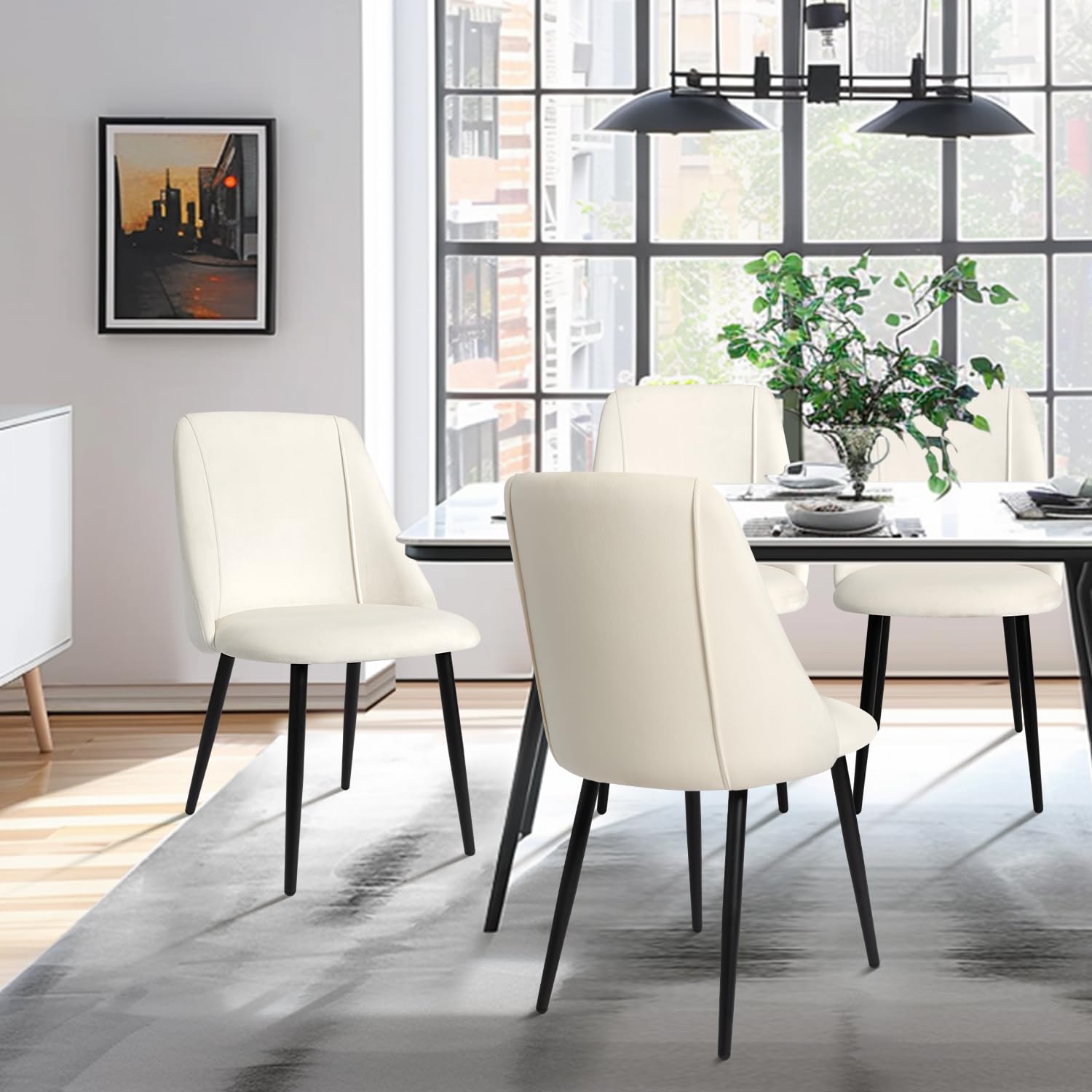 Luxury Velvet Dining Chairs Set of 2 - Modern Upholstered Kitchen Chairs with Sturdy Metal Legs - Cream White Accent Chairs for Dining Room, Kitchen & Living Room - Perfect for Home Decor & Dinner Parties