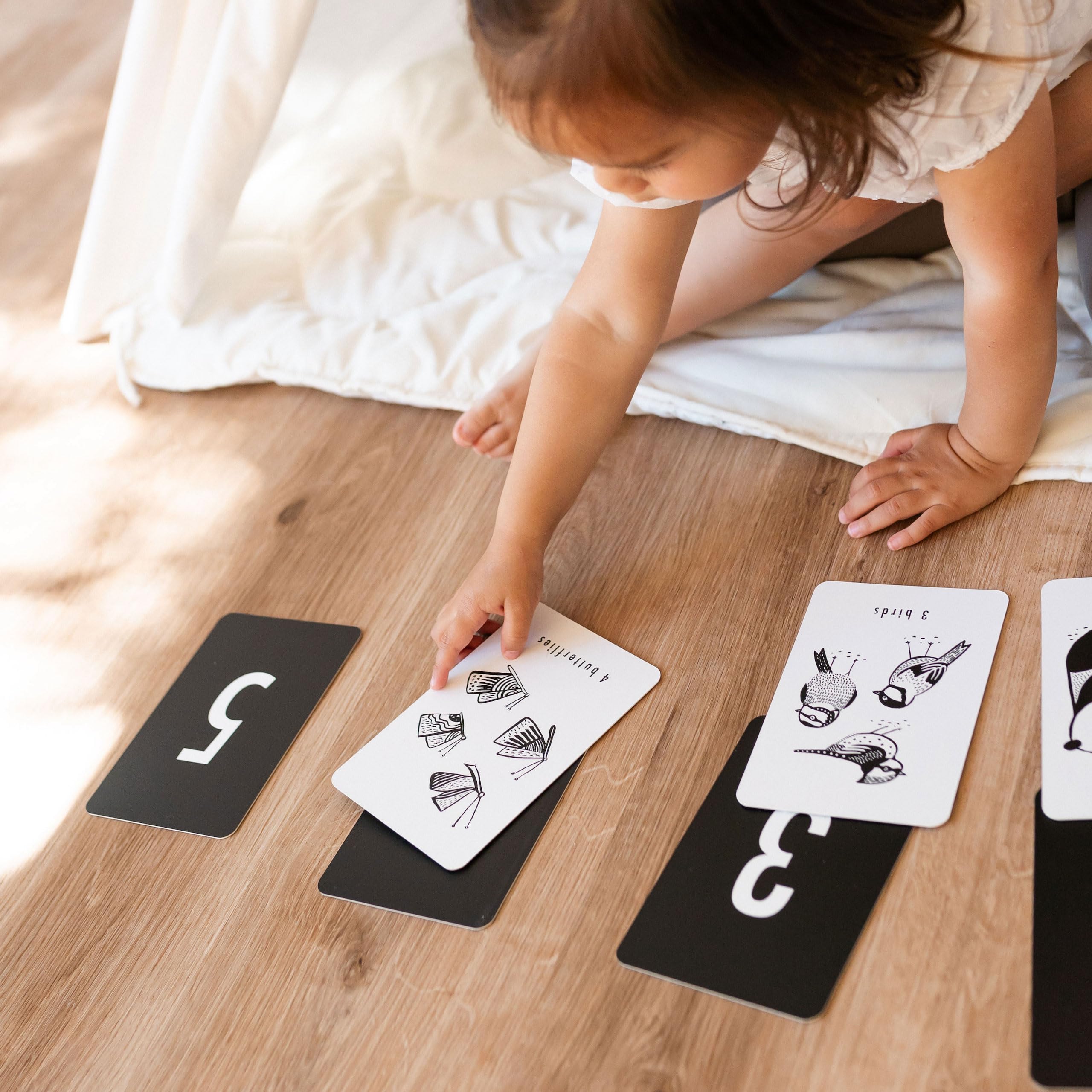 Wee Gallery Nature Number Cards - Educational Baby & Toddler Flashcards with Black & White Animals for Counting, Learning & Cognitive Development | Perfect for Early Childhood Visual Stimulation & Homeschooling Activities