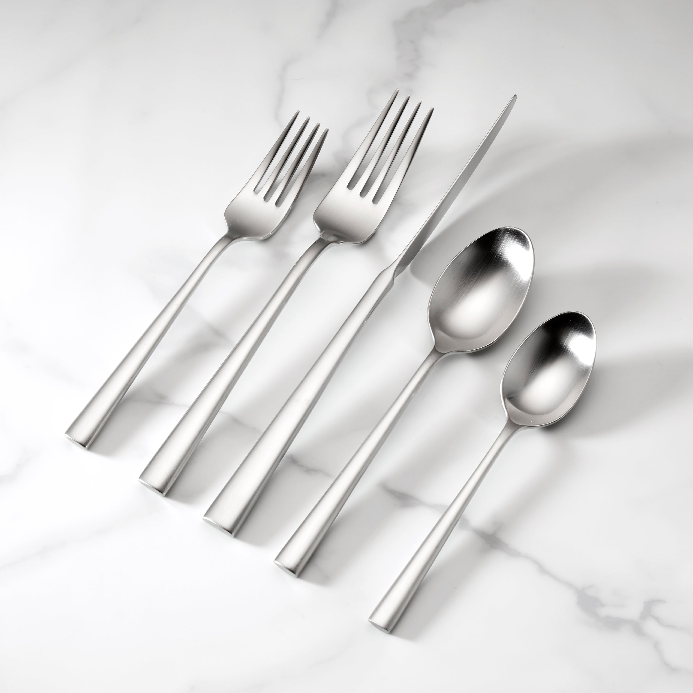 Malmo Satin 5-Piece Dinnerware Set - Elegant Table Setting for Fine Dining, Dinner Parties & Special Occasions