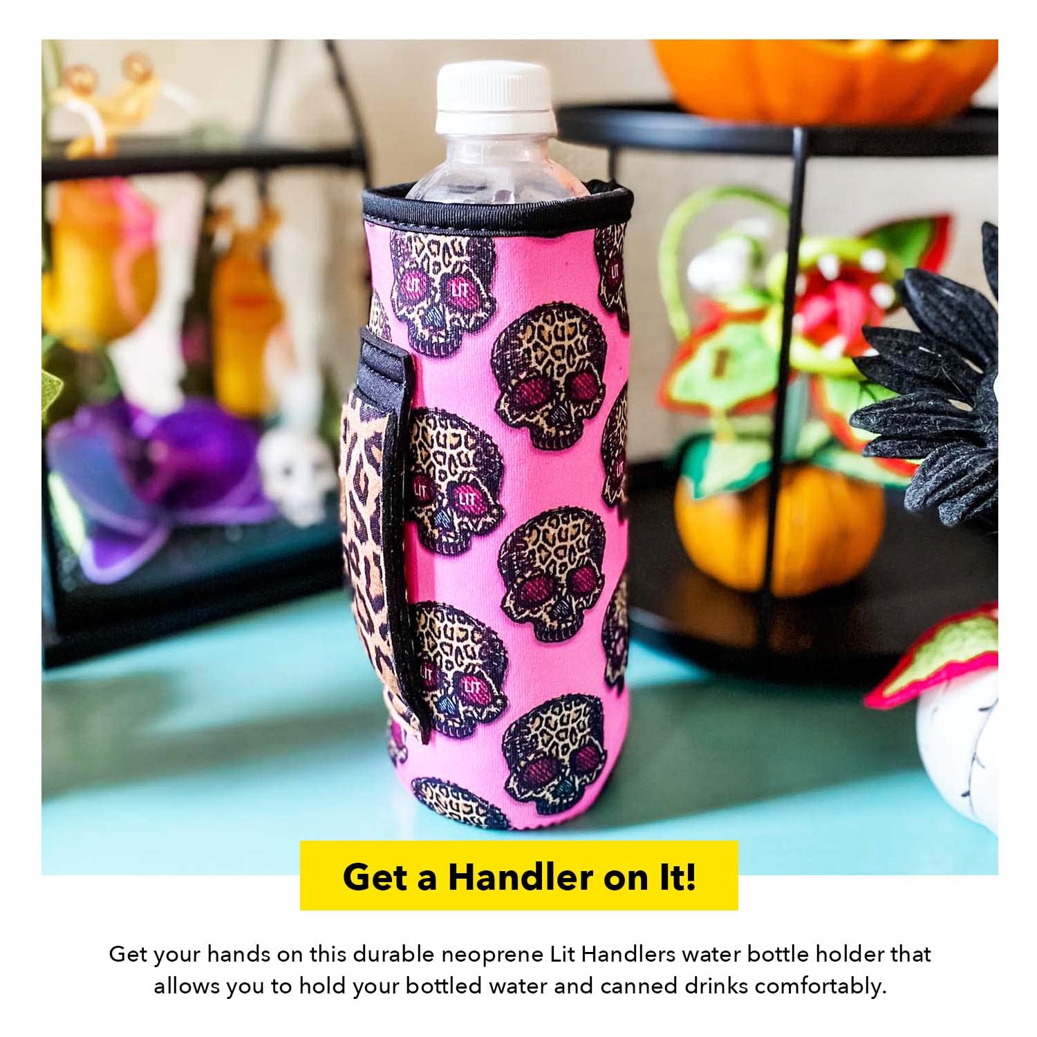 Neoprene Water Bottle Sleeve - Insulated 16oz & 24oz Can Holder for Walking, Running, Cycling - Water Resistant Drink Cover with Checkerboard Design - Perfect for Gym, Hiking, Travel and Outdoor Activities
