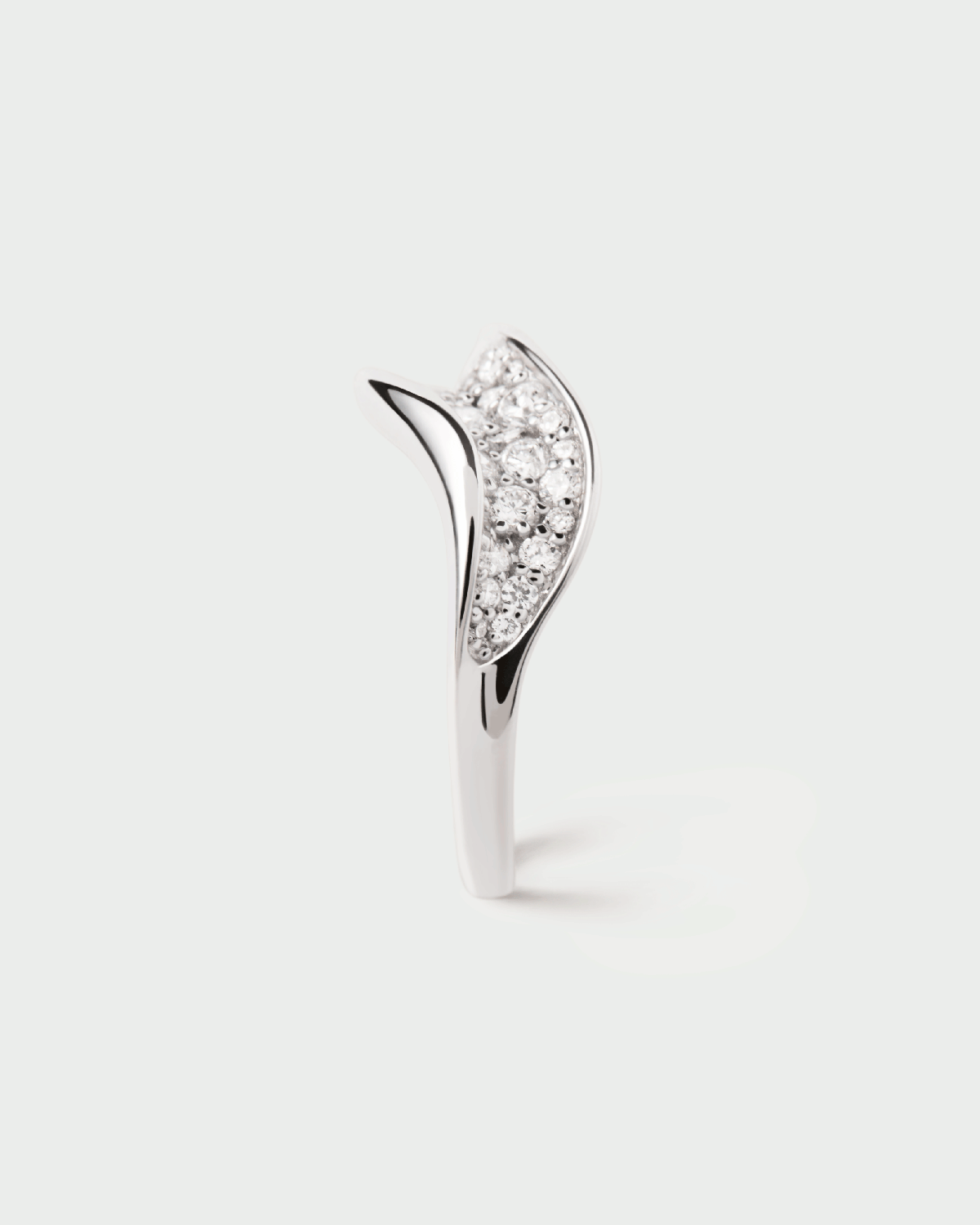 7 Diamond White Gold Violet Ring for Women - Elegant Wedding, Engagement & Anniversary Jewelry Gift