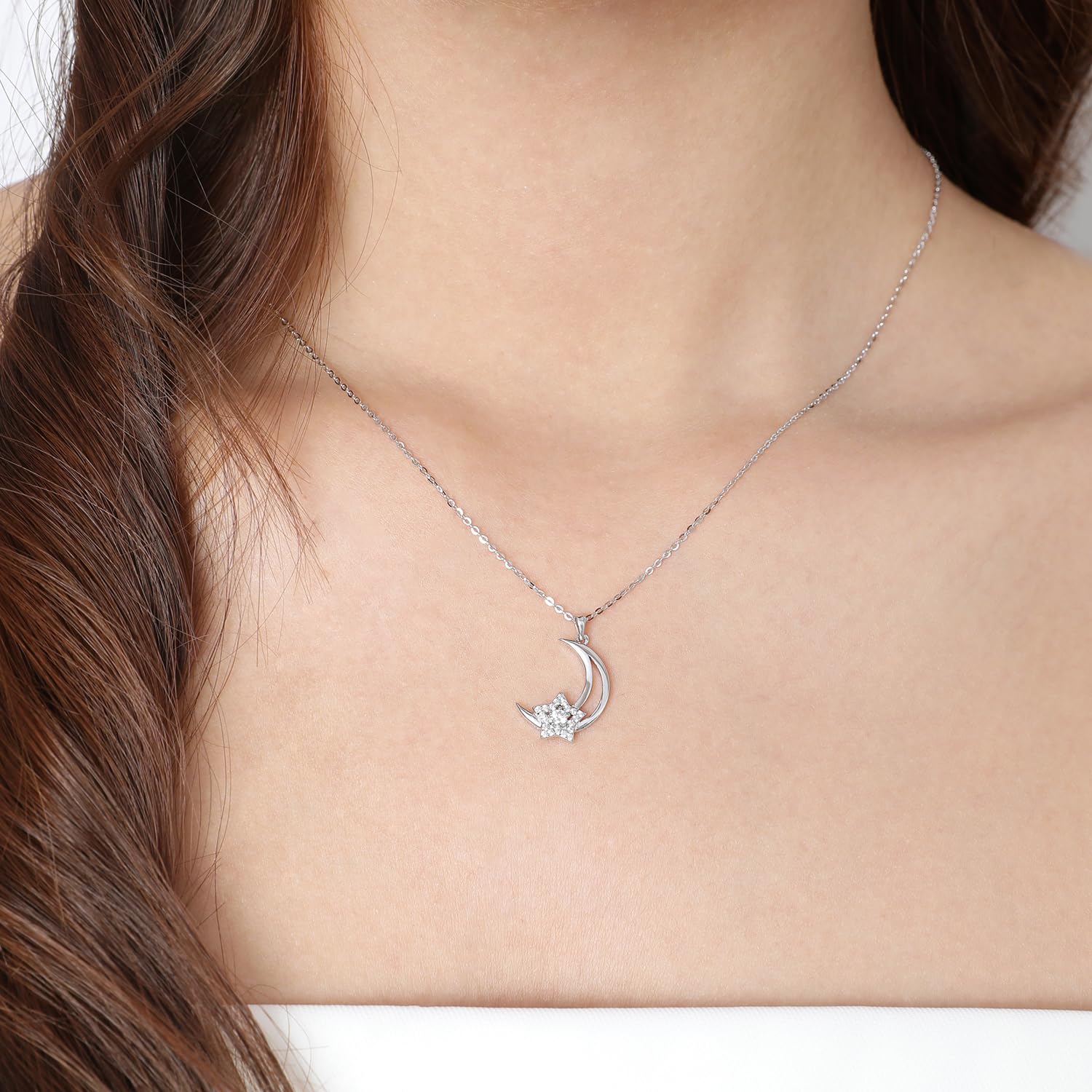 Meissa Dainty Moon Star Pendant Necklace for Women - 925 Sterling Silver Simple Elegant Necklace, Cute Aesthetic Moon Jewelry, Gold & Silver Jewish Star Necklace - Perfect for Daily Wear, Gift Giving & Special Occasions