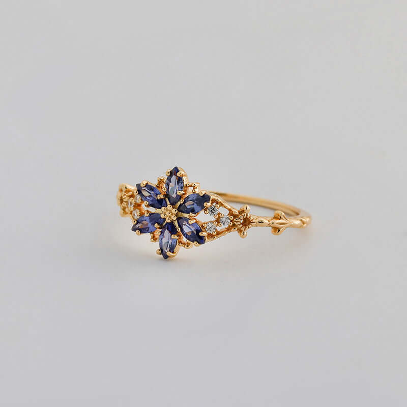 Romantic Moonstone Flower Ring in Gold – Elegant Jewelry for Women | Perfect for Weddings, Anniversaries & Special Occasions | TB2406