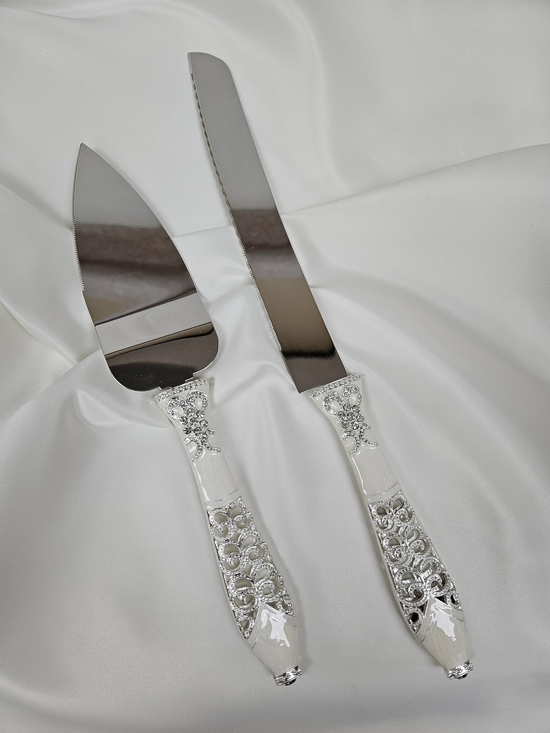 Custom Made White Silver Wedding Toasting Set - Elegant Champagne Flutes for Couples with Cake Servers (Set of 2 Glasses) - Perfect for Quinceañeras, Anniversaries & Romantic Celebrations