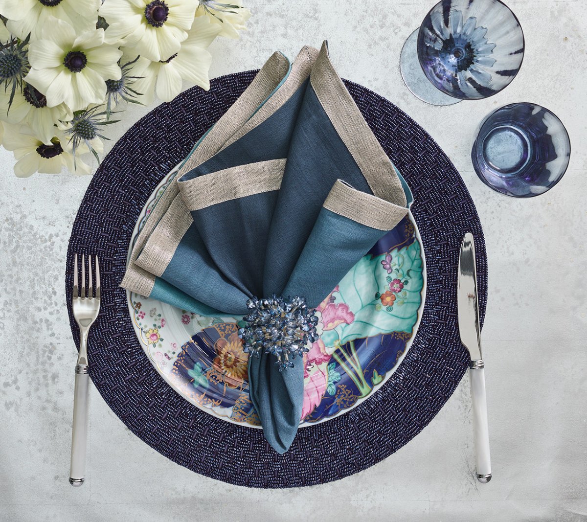 Premium Palisade Placemats Set of 2 - Waterproof & Heat-Resistant Table Mats for Dining, Kitchen, and Outdoor Use - Elegant Home Decor for Parties and Everyday Meals