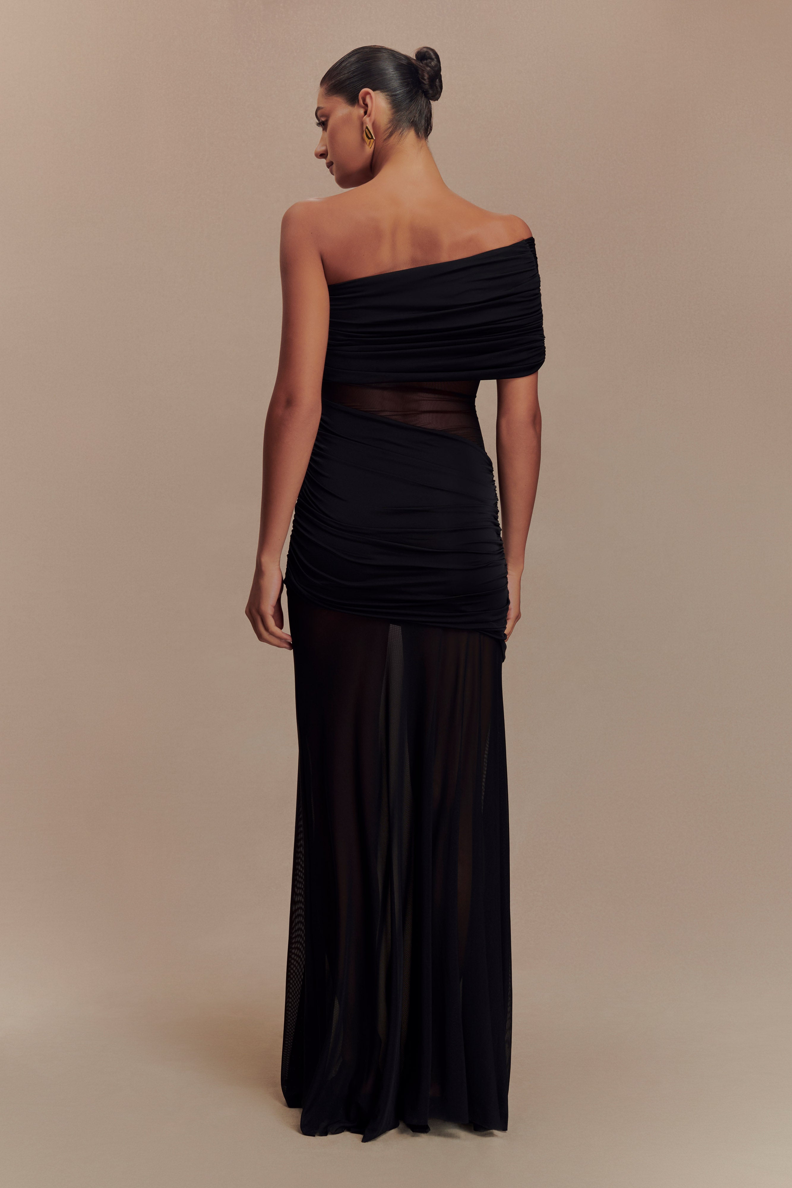 Elegant Black One Shoulder Mesh Maxi Dress for Women | Dallas Inspired Evening Gown | Perfect for Cocktail Parties, Weddings & Special Occasions