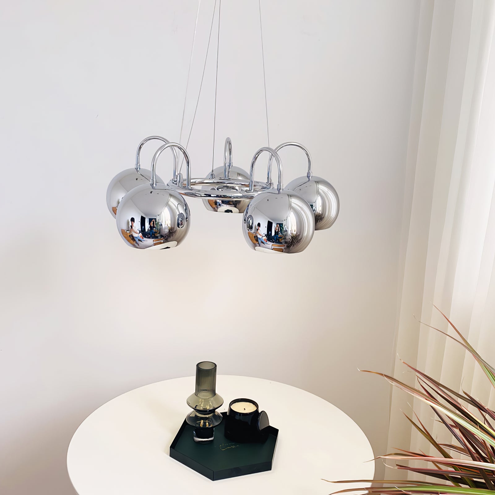 Eyeball Chandeliers - Unique Gothic Halloween Decor for Home, Party & Haunted House Lighting - Spooky Eyeball Ceiling Light Fixture for Living Room, Dining Room & Bedroom