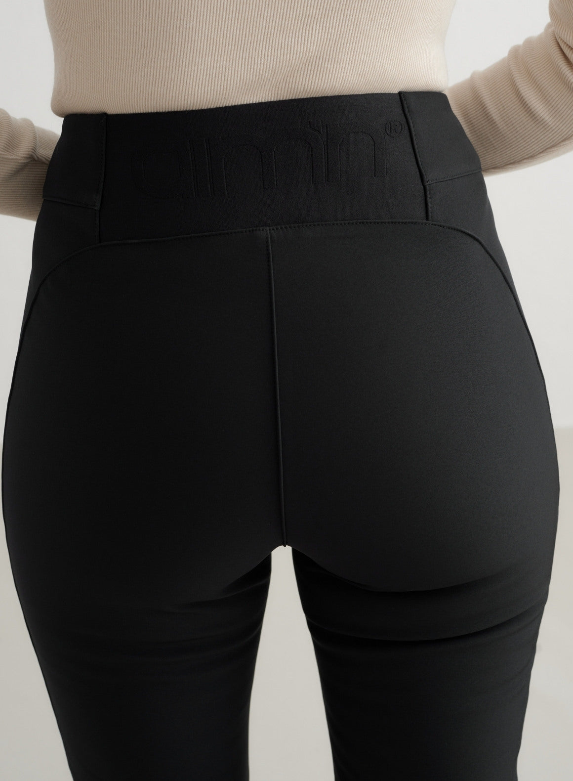 Black Stretch Thermo Pants for Women - Thermal Winter Leggings with High Waist & Fleece Lining - Perfect for Running, Yoga, and Cold Weather Outdoor Activities