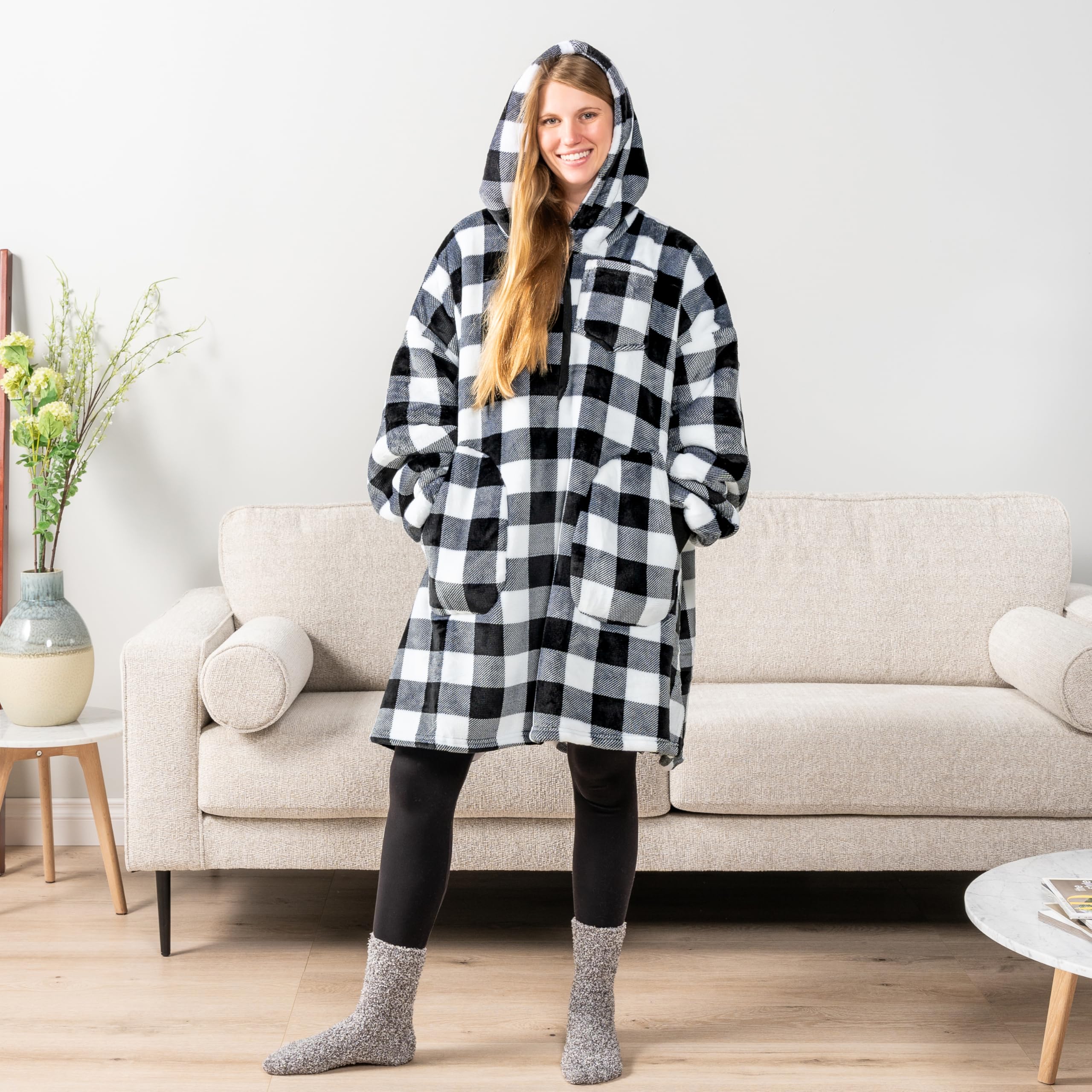 PAVILIA Women's Sherpa Wearable Blanket Hoodie - Oversized Fleece Hooded Sweatshirt Blanket for Men & Women | Perfect for Lounging, Netflix Nights & Outdoor Camping