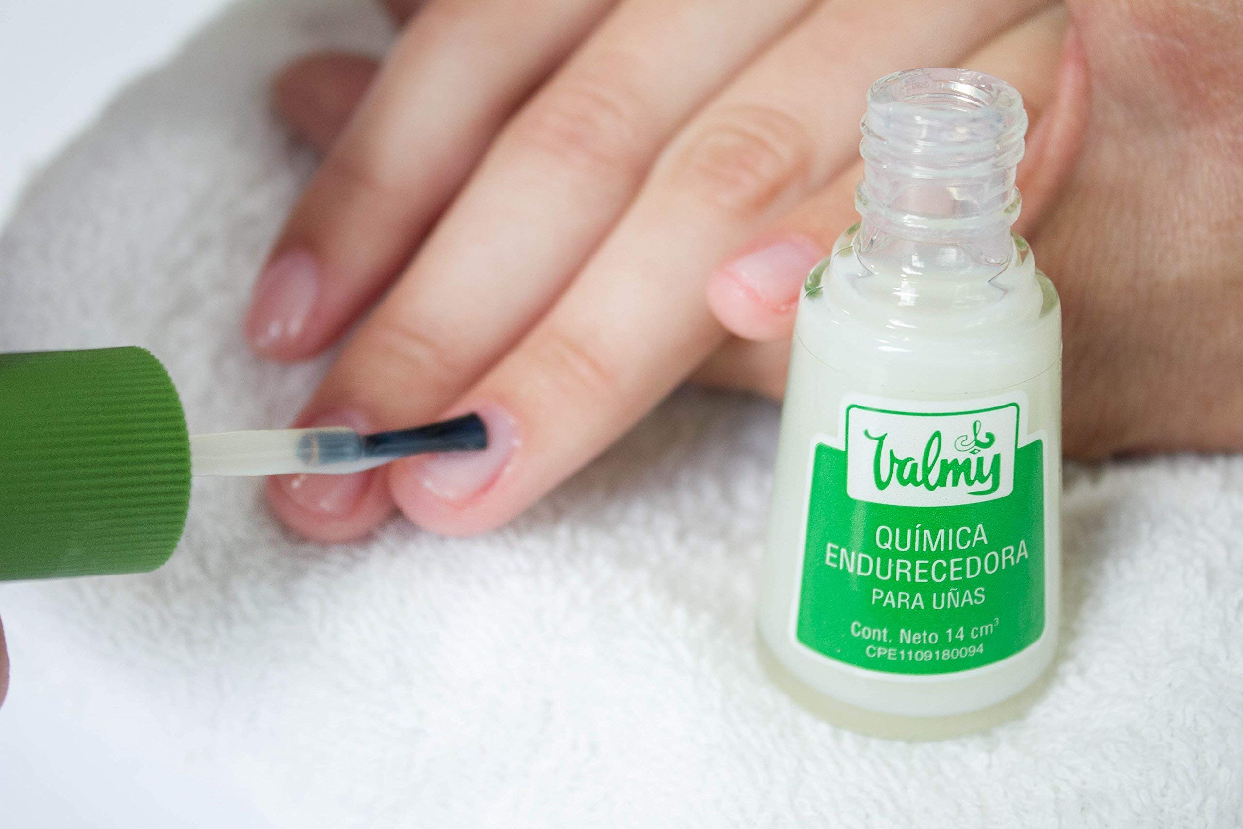 Quimica Nail Hardener & Strengthener - Protective Polish Treatment for Stronger, Healthier Nails | At-Home Salon Care & Manicure Prep