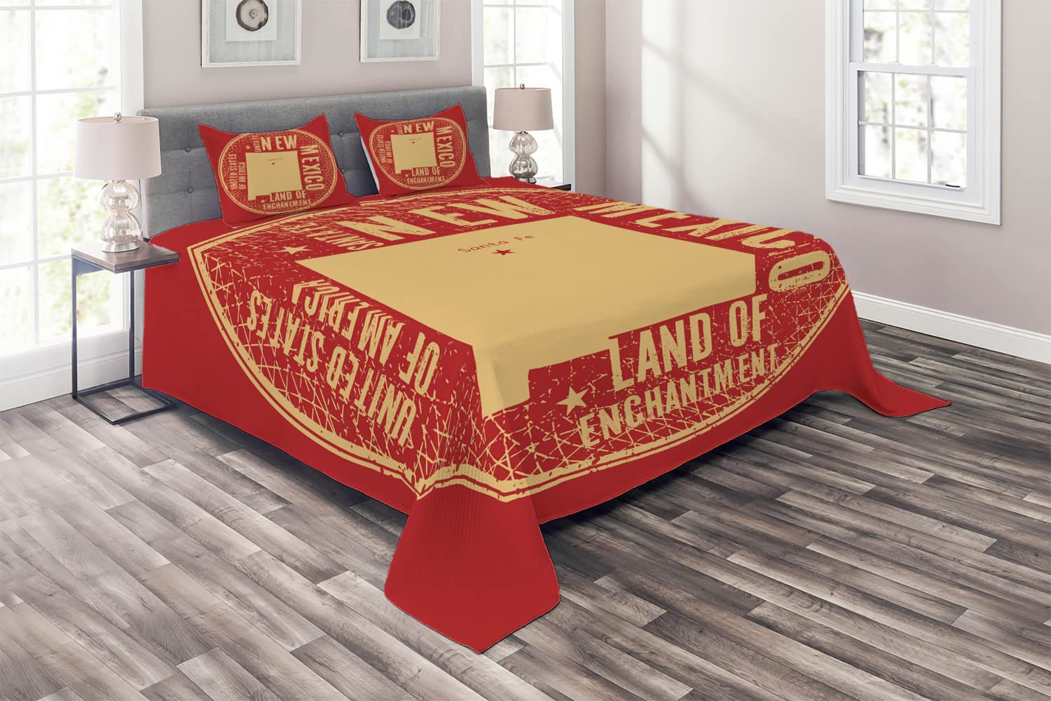 Lunarable New Mexico Themed 3-Piece Quilted Bedspread Set - King Size Sand Brown & Red Coverlet with 2 Pillow Shams | Land of Enchantment USA Stamp-Style Calligraphy Design | Perfect for Southwestern Bedroom Decor & Southwest-Themed Guest Rooms