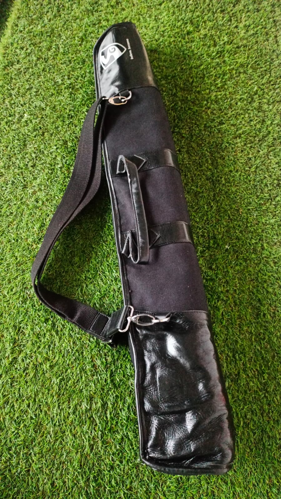Premium SG Bat Cover - Durable PU Leather Baseball Bat Case for Storage & Protection - Perfect for Baseball, Softball & Sports Equipment Organization