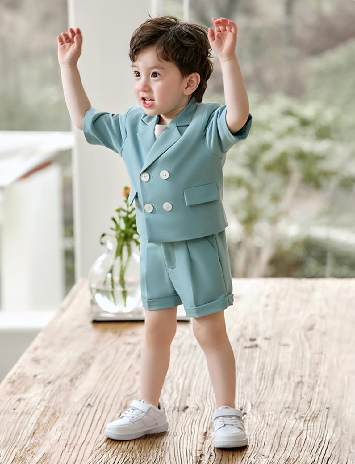 DRKOBR Boys' Short Suit Set - Notch Lapel Short Sleeve Jacket & Matching Shorts | Formal & Casual Tuxedo Outfit for Weddings, Parties & Special Occasions