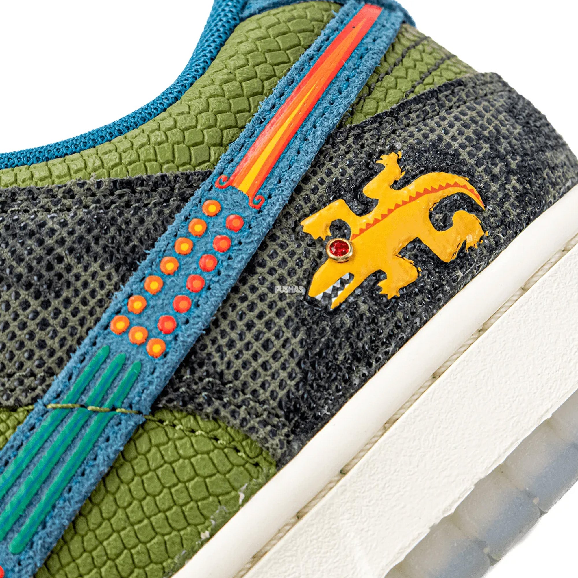 Nike Dunk Low 'Siempre Familia' Sneakers (2021) - Men's Basketball Shoes for Casual Wear & Street Style