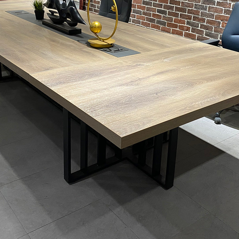 VIDAL 8ft Modern Conference Table - 2.4m x 1.2m Warm Oak & Black Finish - Large Boardroom Meeting Table for Office, Conference Room & Executive Meetings