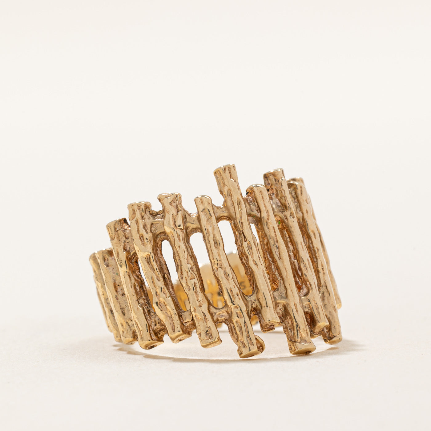 14K Yellow Gold Textured Ring for Women - Size 7, Dainty Stackable Band, Minimalist Jewelry Gift for Her - Perfect for Everyday Wear, Anniversary & Special Occasions