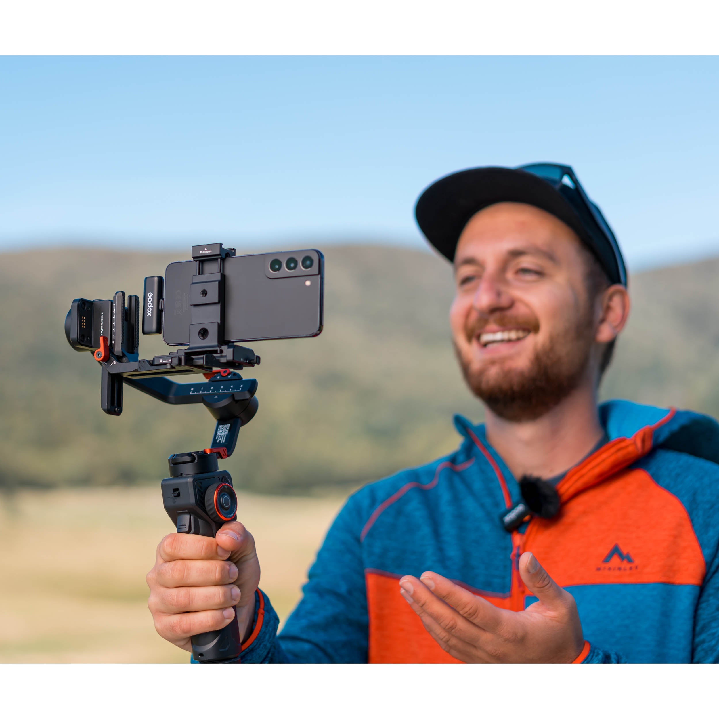 WES1 Kit 2.4GHz Wireless Microphone System for Apple Lightning Devices - Professional Audio for Vlogging, Live Streaming & Recording (Clearance Sale)