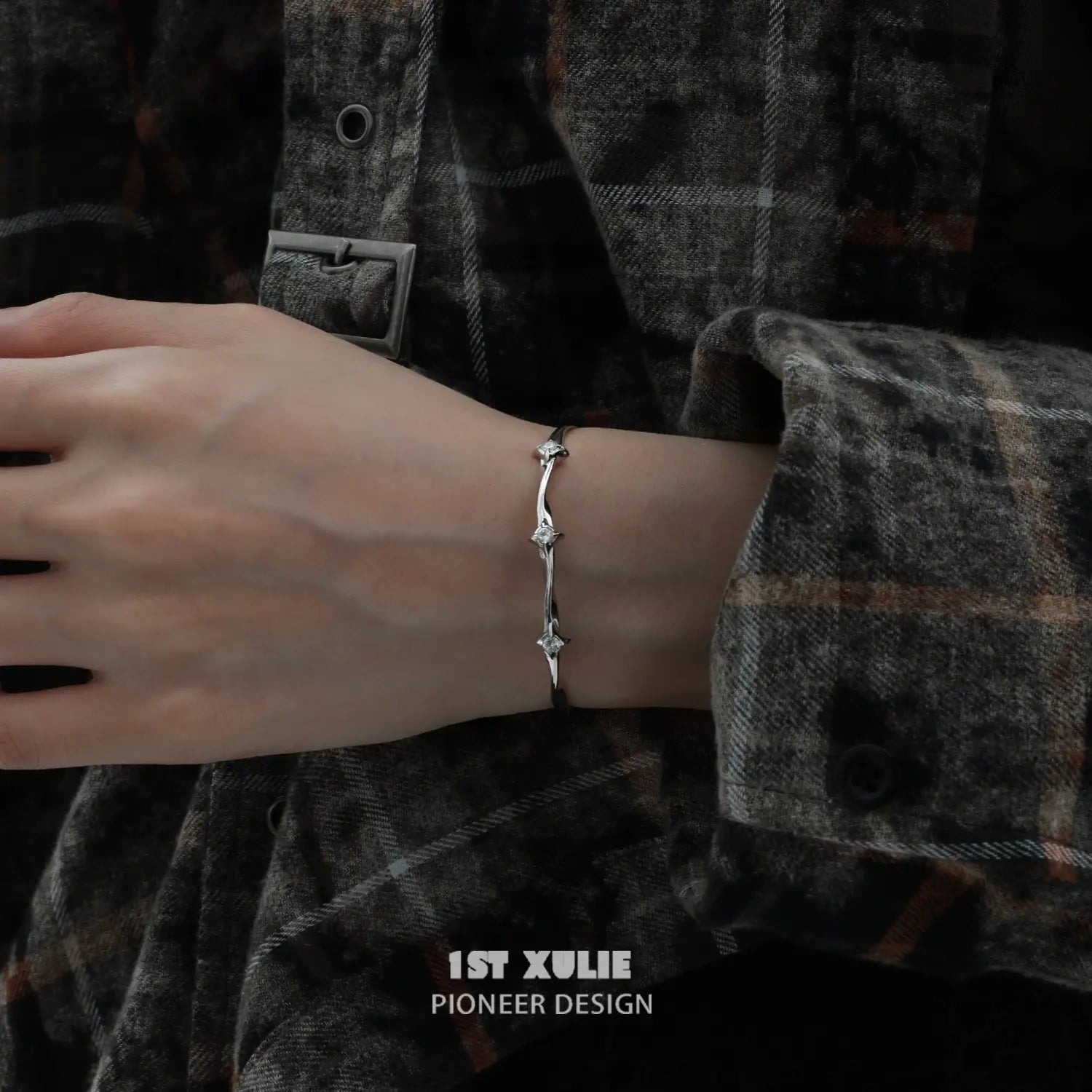 S925 Sterling Silver Star Zircon Bangles Bracelets for Women - Elegant Adjustable Charm Bracelet for Daily Wear, Gift Giving & Special Occasions