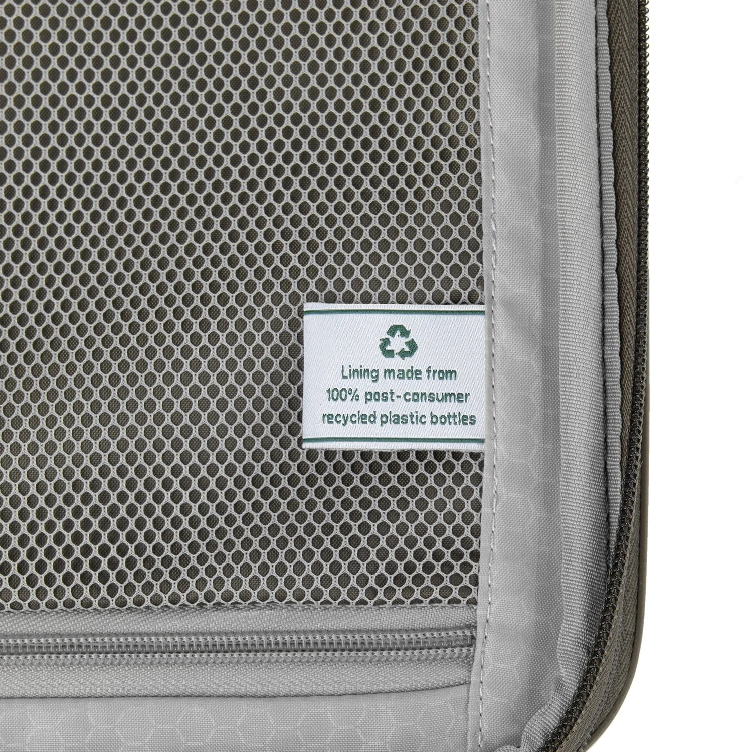 Travelpro Maxlite Air Medium Expandable Hardside Spinner Luggage - Lightweight Check-in Suitcase for Business Travel & Vacation | Durable Carry-On with 360° Wheels