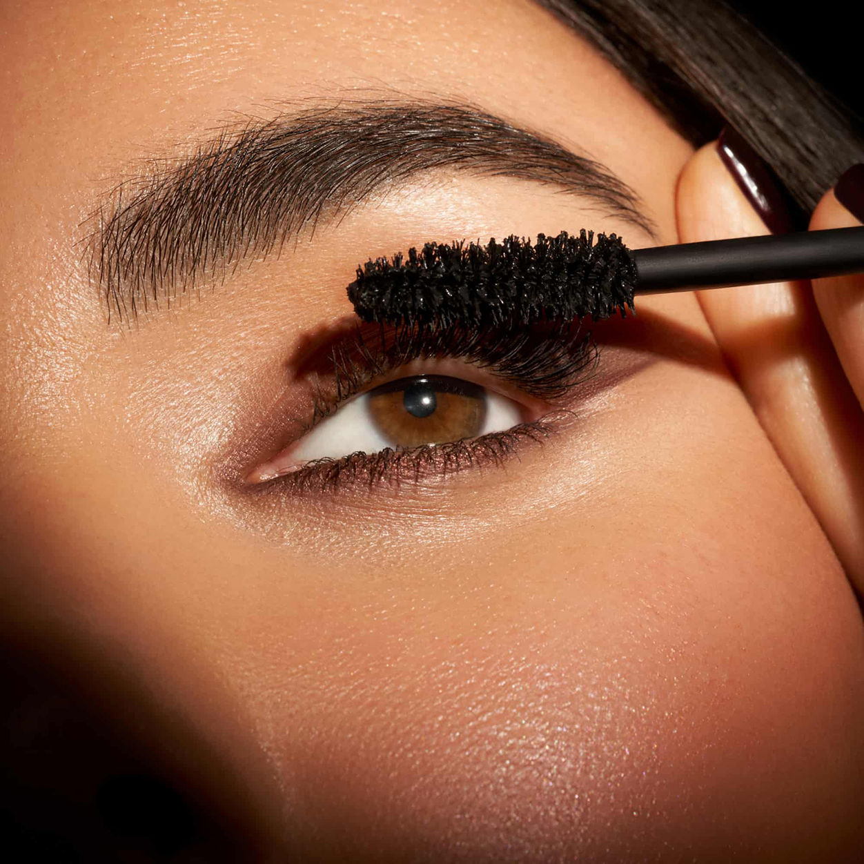 Glamolash XXL Black Mascara - Volumizing & Lengthening Waterproof Eyelash Enhancer for Dramatic Lashes | Perfect for Parties, Weddings & Everyday Glam