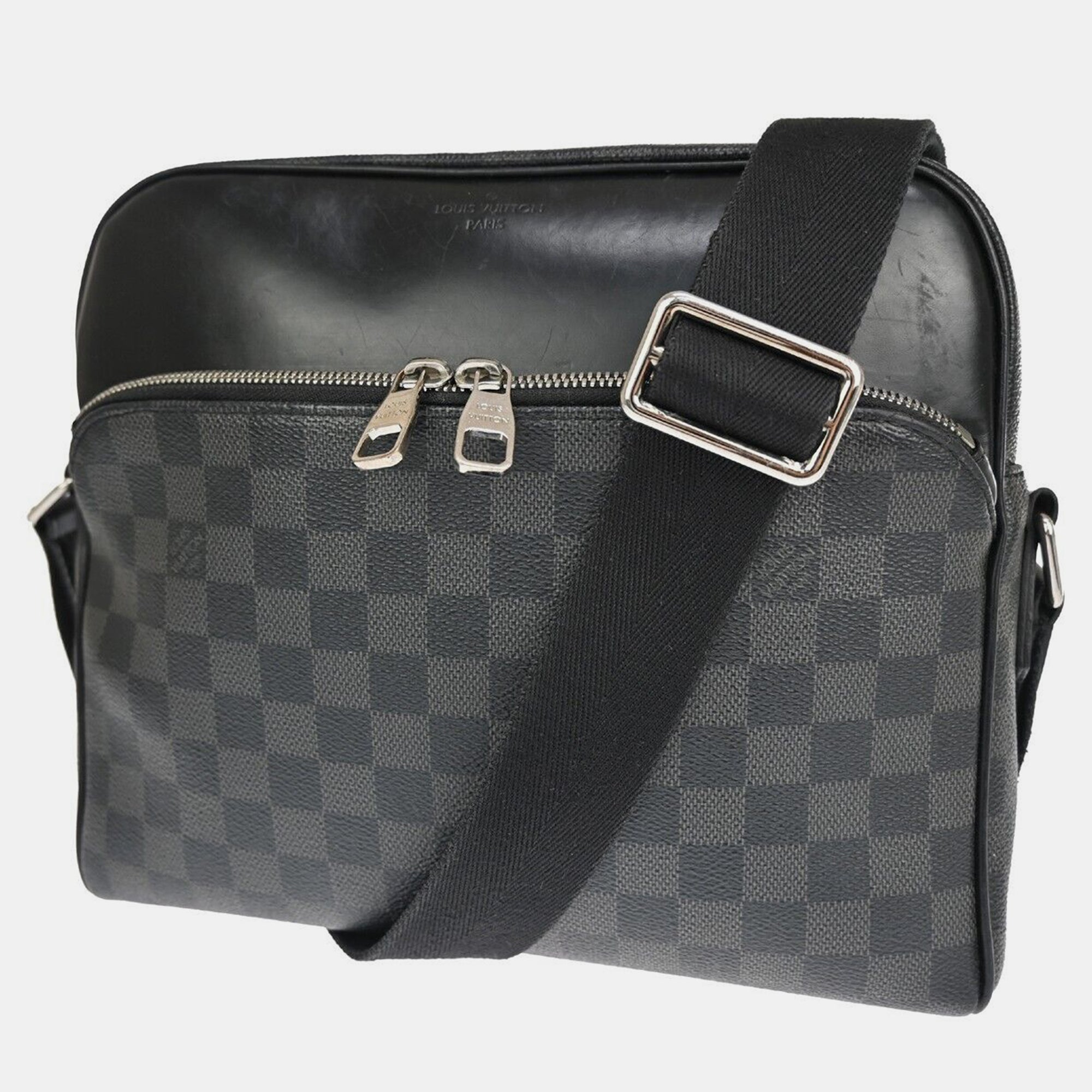 Black Canvas Reporter Dayton Shoulder Bag - Durable & Stylish Crossbody Messenger Bag for Men & Women - Perfect for Work, Travel & Daily Commute