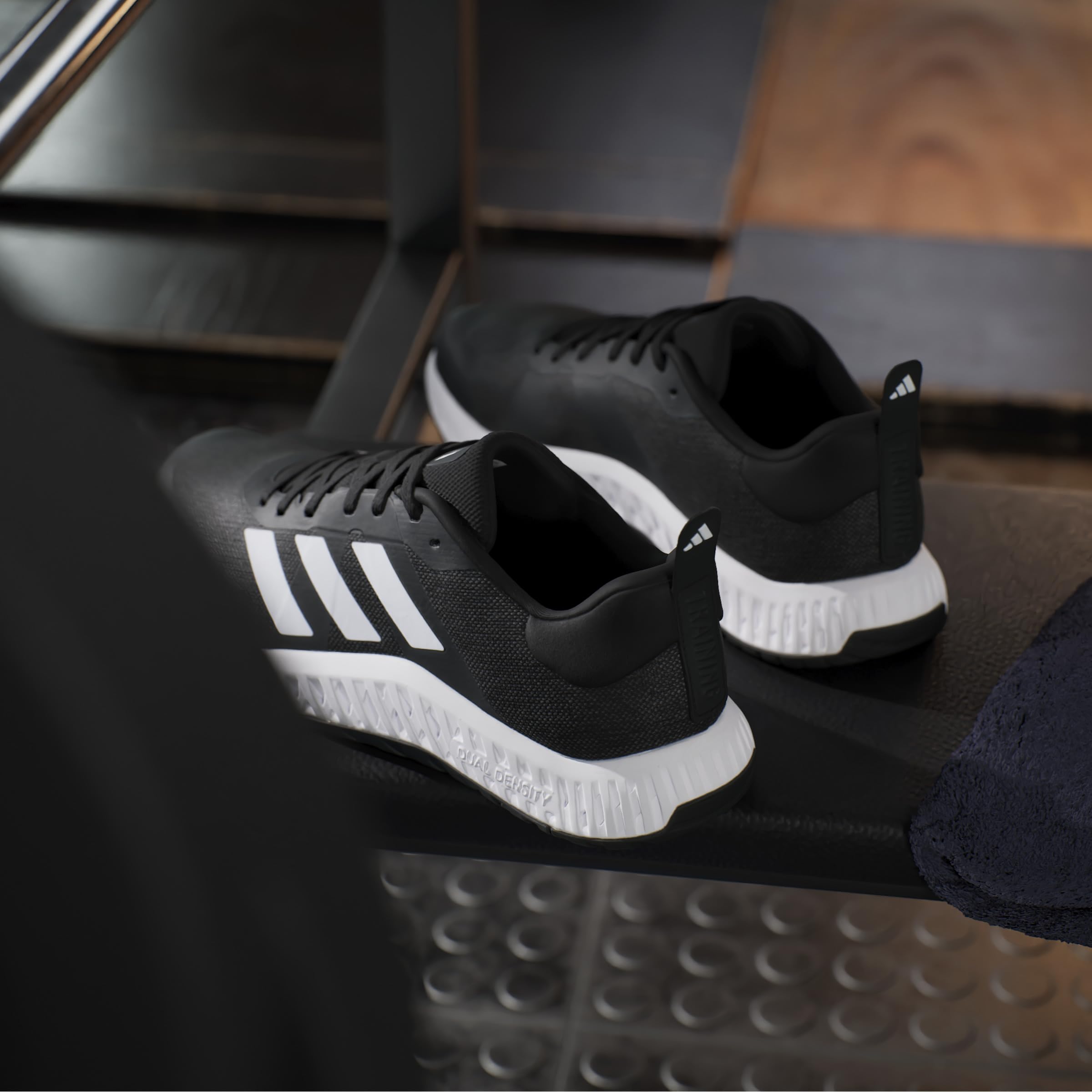 adidas Unisex-Adult Everyset Training Sneakers - Lightweight Gym Shoes for Men & Women - Perfect for Running, Workouts & Casual Wear