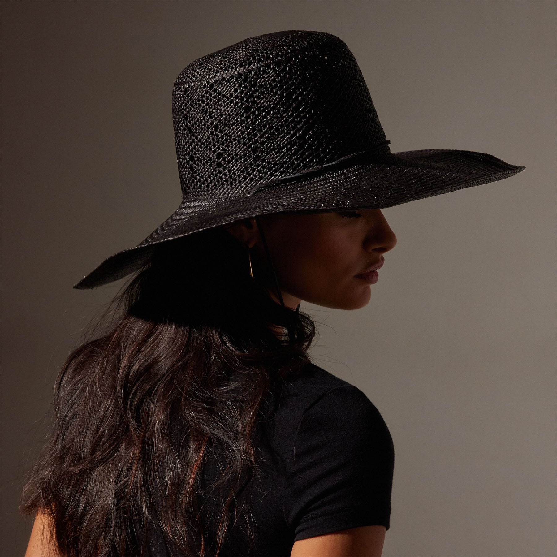 Stylish Black Coastal Hat for Women & Men - Sun Protection Wide Brim Beach Hat for Summer, Vacations & Outdoor Activities