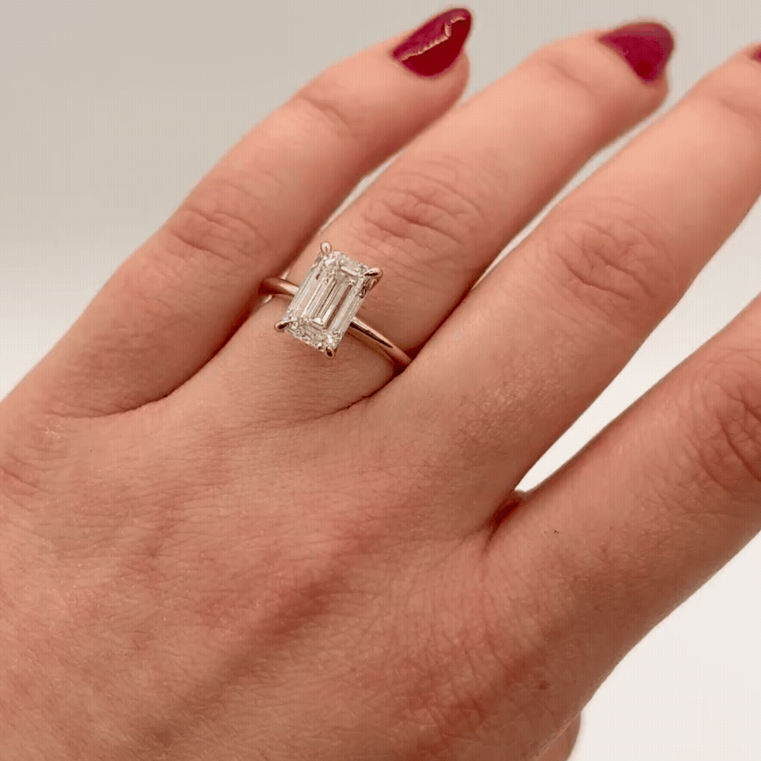 Emerald Cut Engagement Ring for Women - Signature Rail Less Diamond Wedding Band - Perfect for Proposals, Anniversaries & Bridal Jewelry Gifts