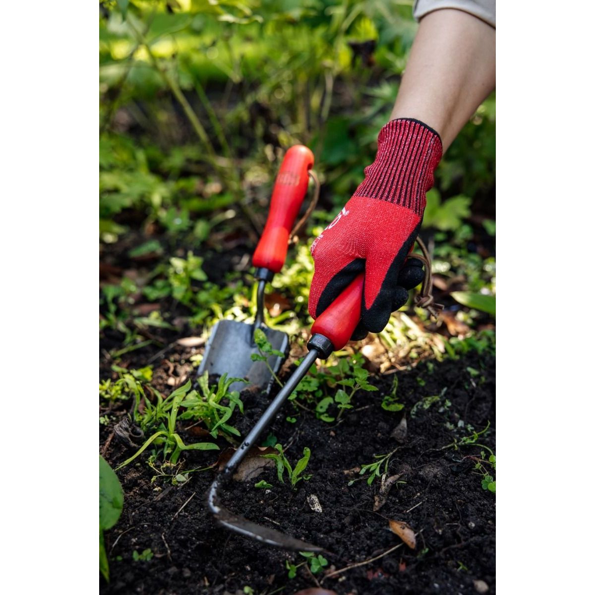 FELCO 421 Professional Gardening Hand Tool - Stainless Steel Weeder for Efficient Weed Removal | Perfect for Home Gardens, Lawns, and Landscaping Projects