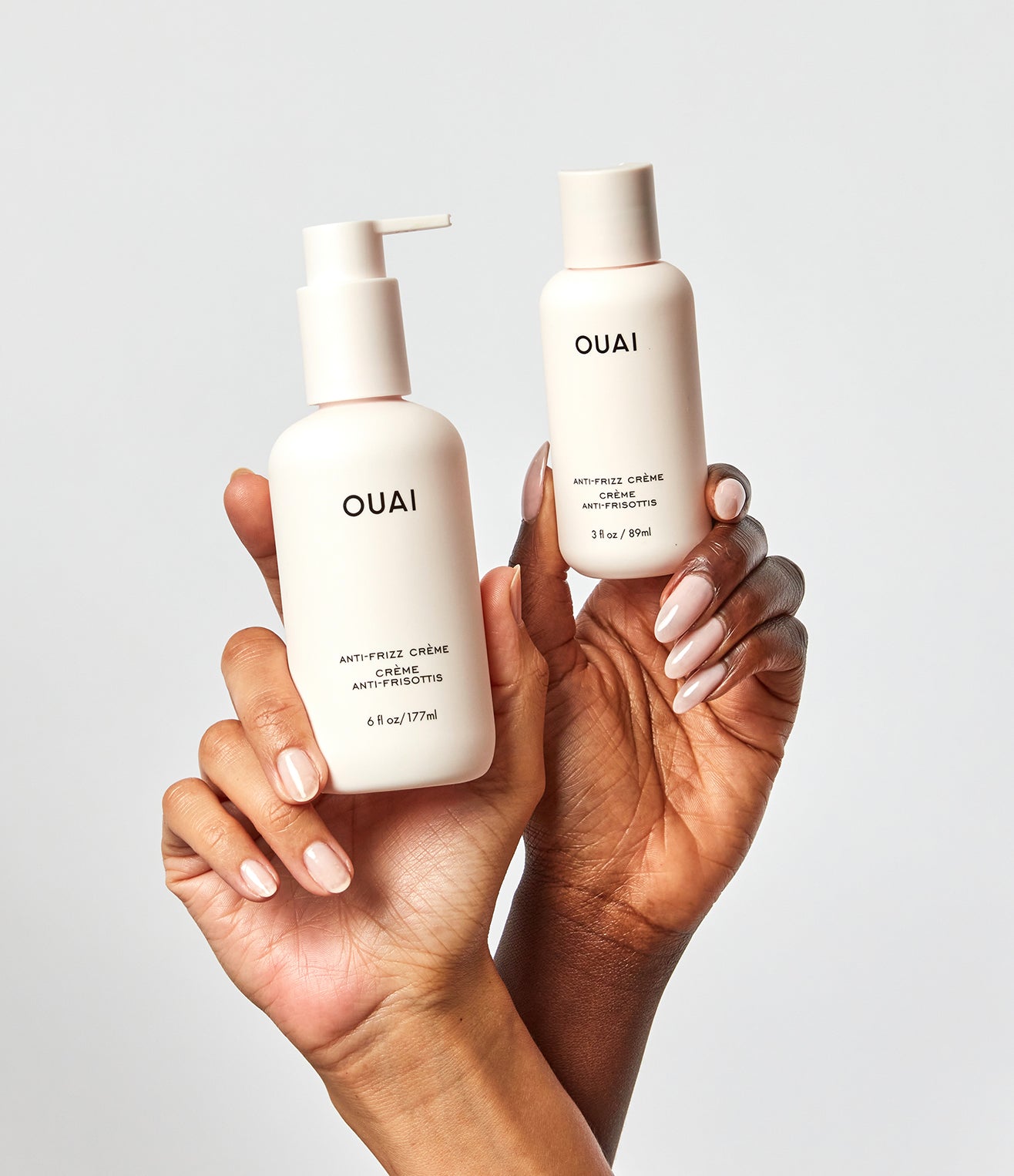 Best Anti-Frizz Hair Cream for Travel - Smooth & Shine Control for On-the-Go - Perfect for Vacation, Business Trips & Daily Commute