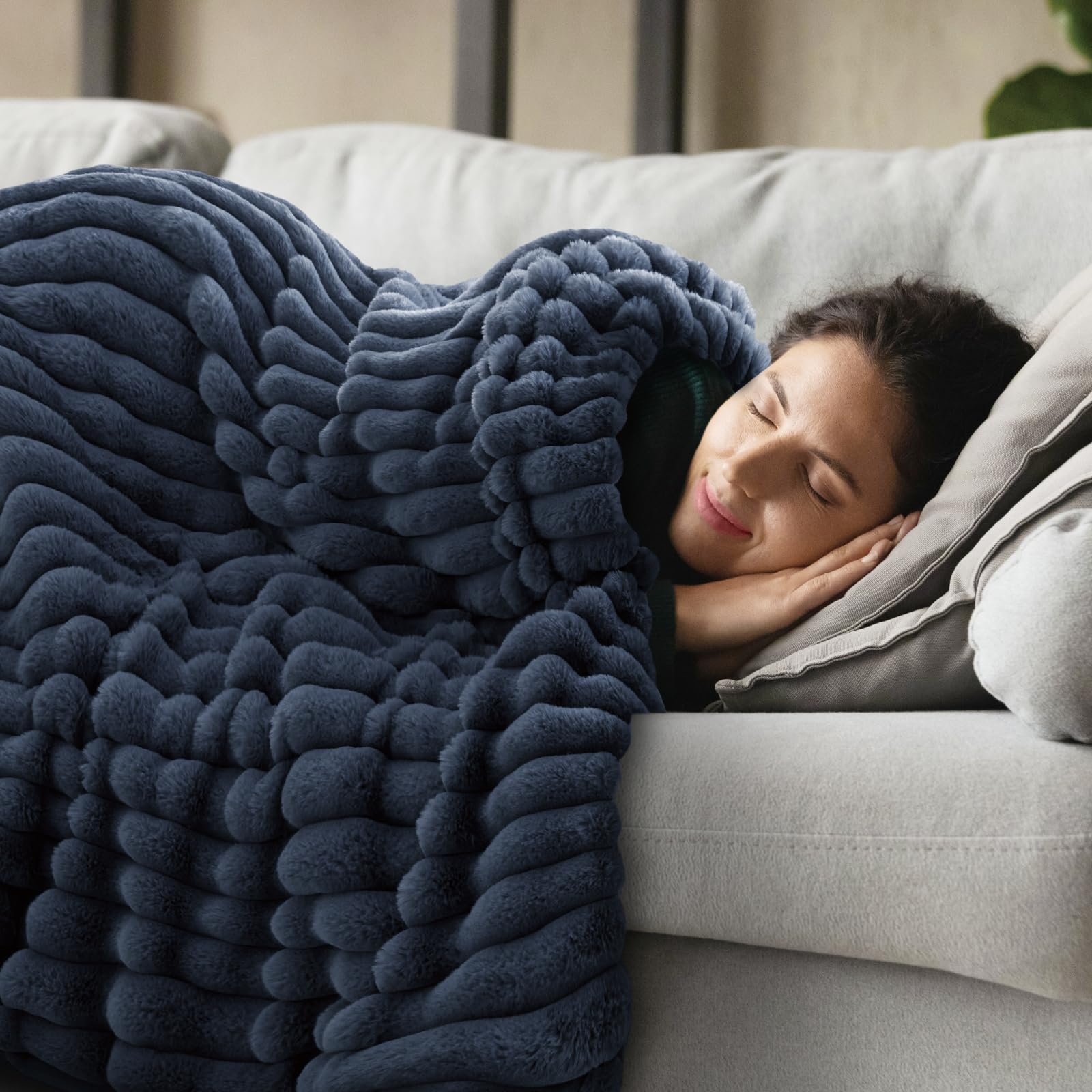 INFIIXSO Sherpa Throw Blanket for Couch - Ultra Soft & Warm Striped Fleece Blanket, Cozy Plush Fluffy Blanket for All Seasons (60x80 Inches, Navy Blue) - Perfect for Sofa, Bed, Office & Travel Use
