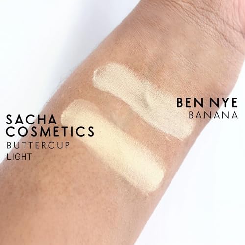 Sacha BUTTERCUP Light Setting Powder - 1.75 Oz Translucent Loose Powder for Oily Skin | Blurs Fine Lines & Pores | Matte Finish Makeup for Light Skin Tones | Perfect for Daily Wear & Photo Shoots