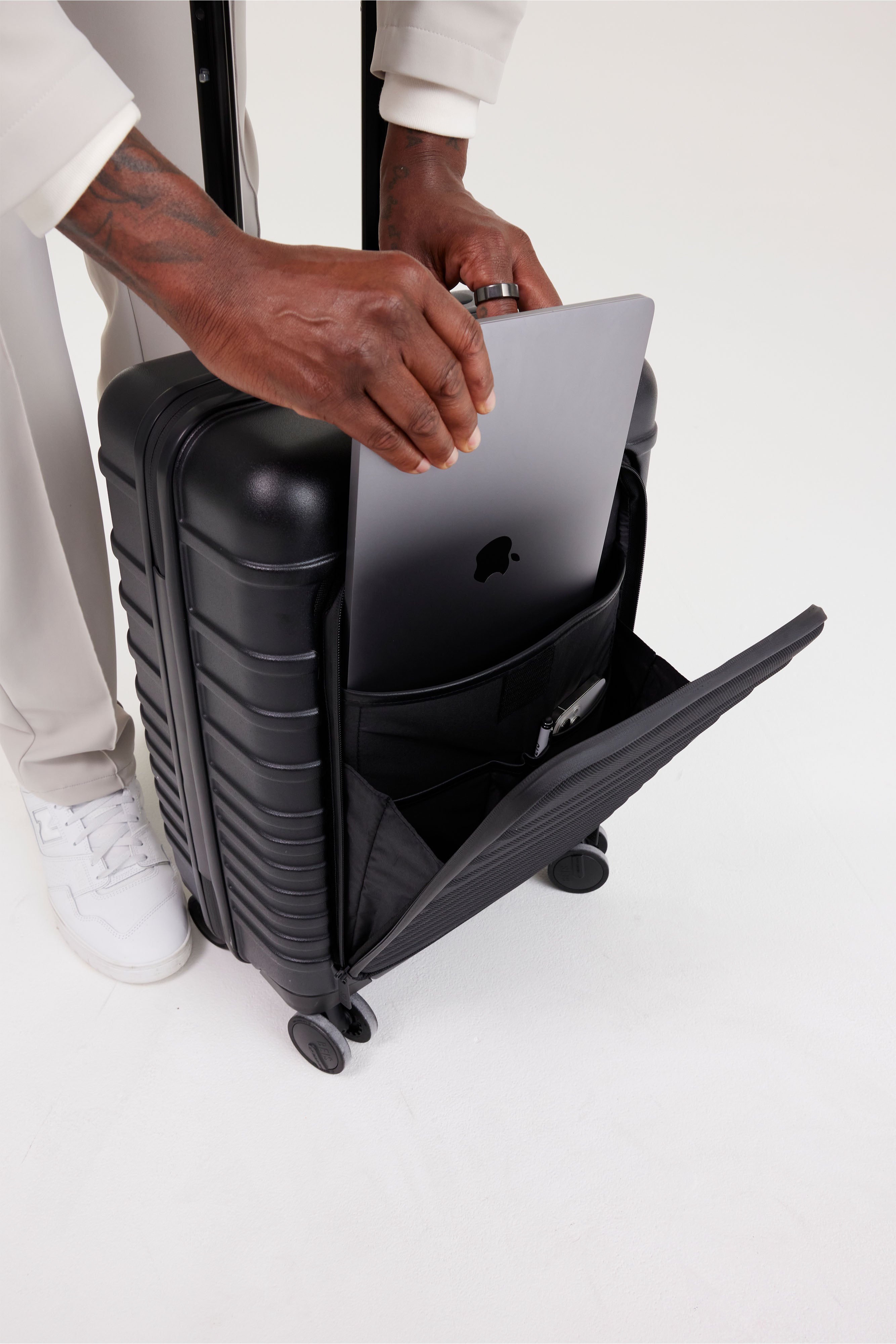 Black Front Pocket Carry On Roller Luggage - Perfect for Air Travel & Business Trips | Compact & Convenient Carry-On Suitcase