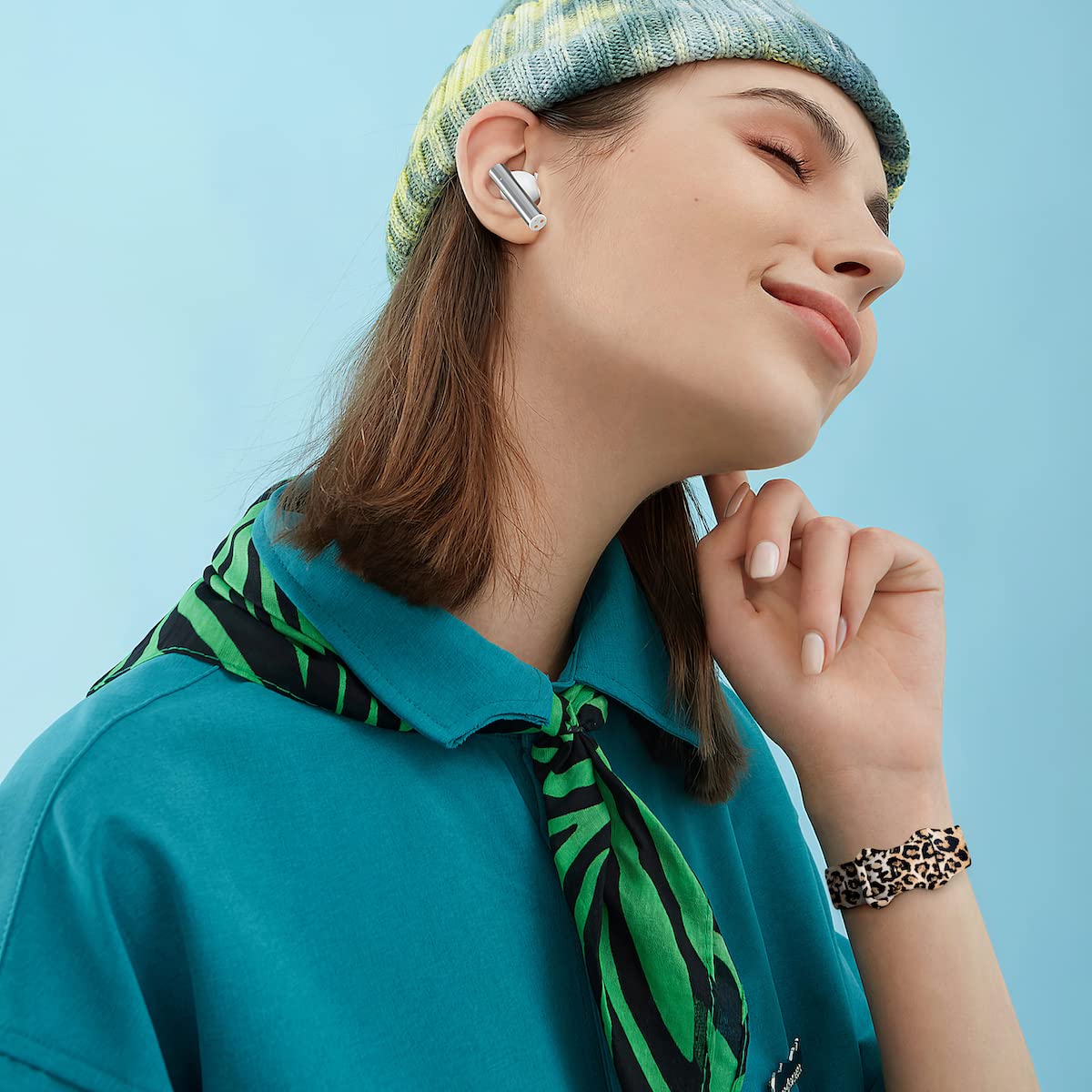 Floral Print Silicone Sport Band for Apple Watch Series 9/8/7/6/5/4/3/2/1/SE - Compatible with 49mm 45mm 44mm 42mm 41mm 40mm 38mm - Women's Fashion Strap for Gym, Running & Everyday Wear