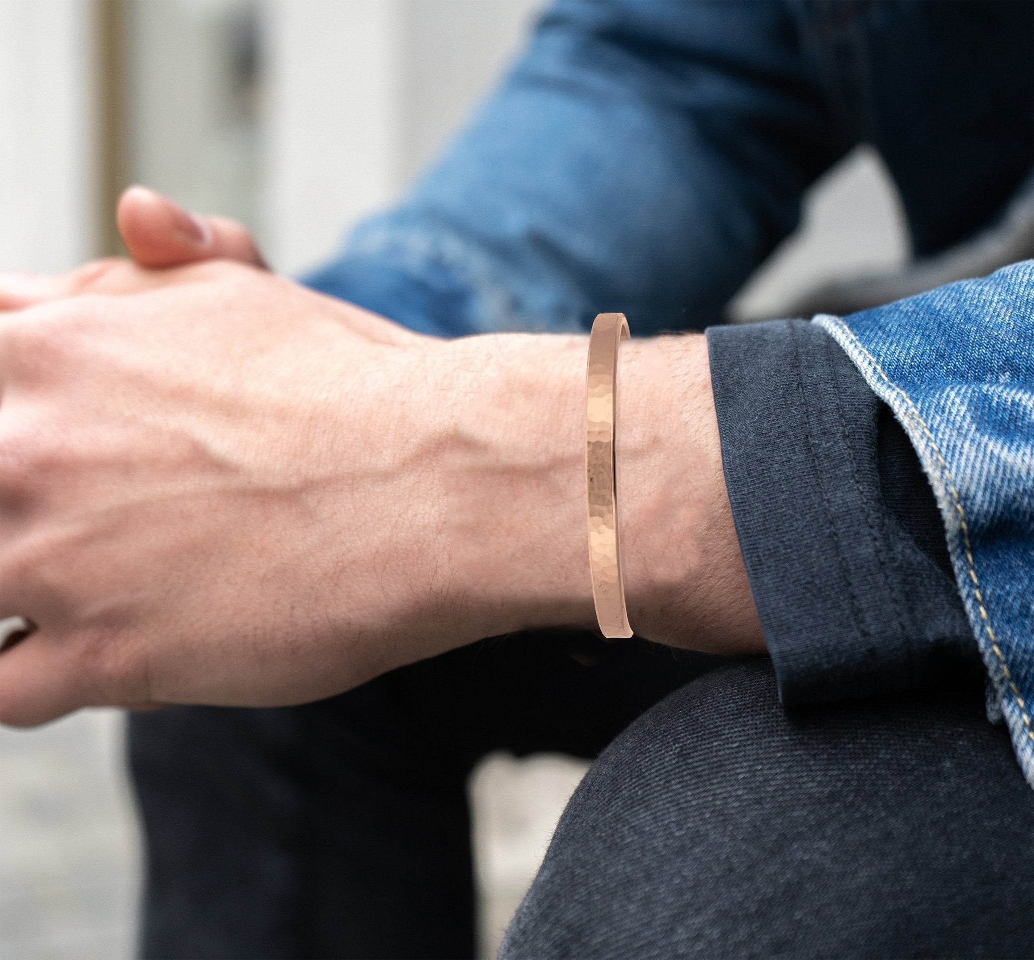 Men's Hammered Copper Cuff Bracelet - 5mm Wide Handmade Bangle for Casual & Formal Wear - Perfect Gift for Him