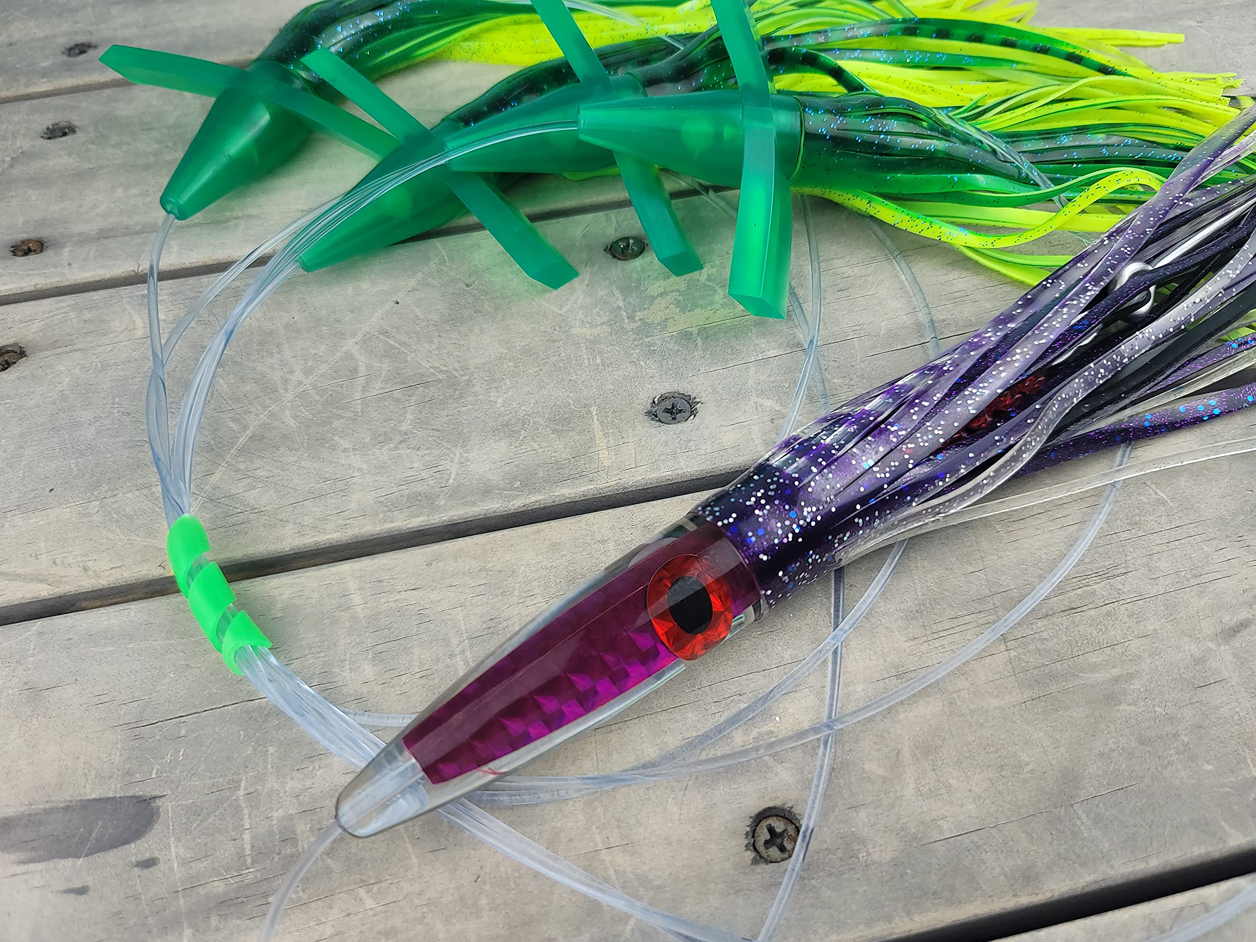 Premium Tuna Fishing Lure Kit - 400lb Leader & 10/0 Hook for Saltwater Game Fishing | Tuna Crack Commotion Splash Machine & Tuna Bullet Daisy Chain | Ideal for Offshore Trolling & Big Game Fishing Adventures