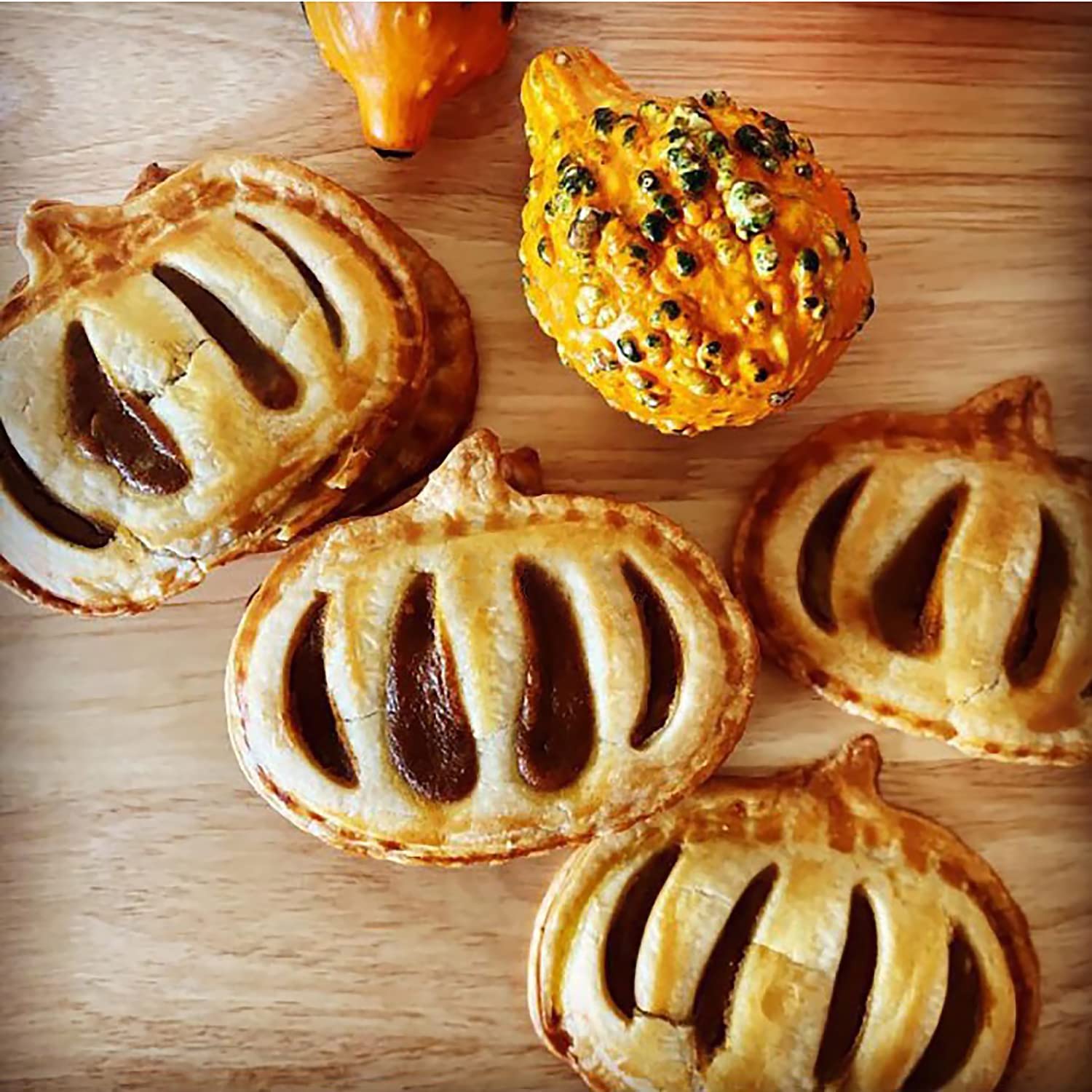 3-Pack Hand Pie Press Mold Set for Baking - Mini Fox & Owl Pie Maker, Dough Presser, Pocket Pie Wrapper & Stamp Cutter - Perfect for Christmas, Halloween Parties & Homemade Pastries (Style A)